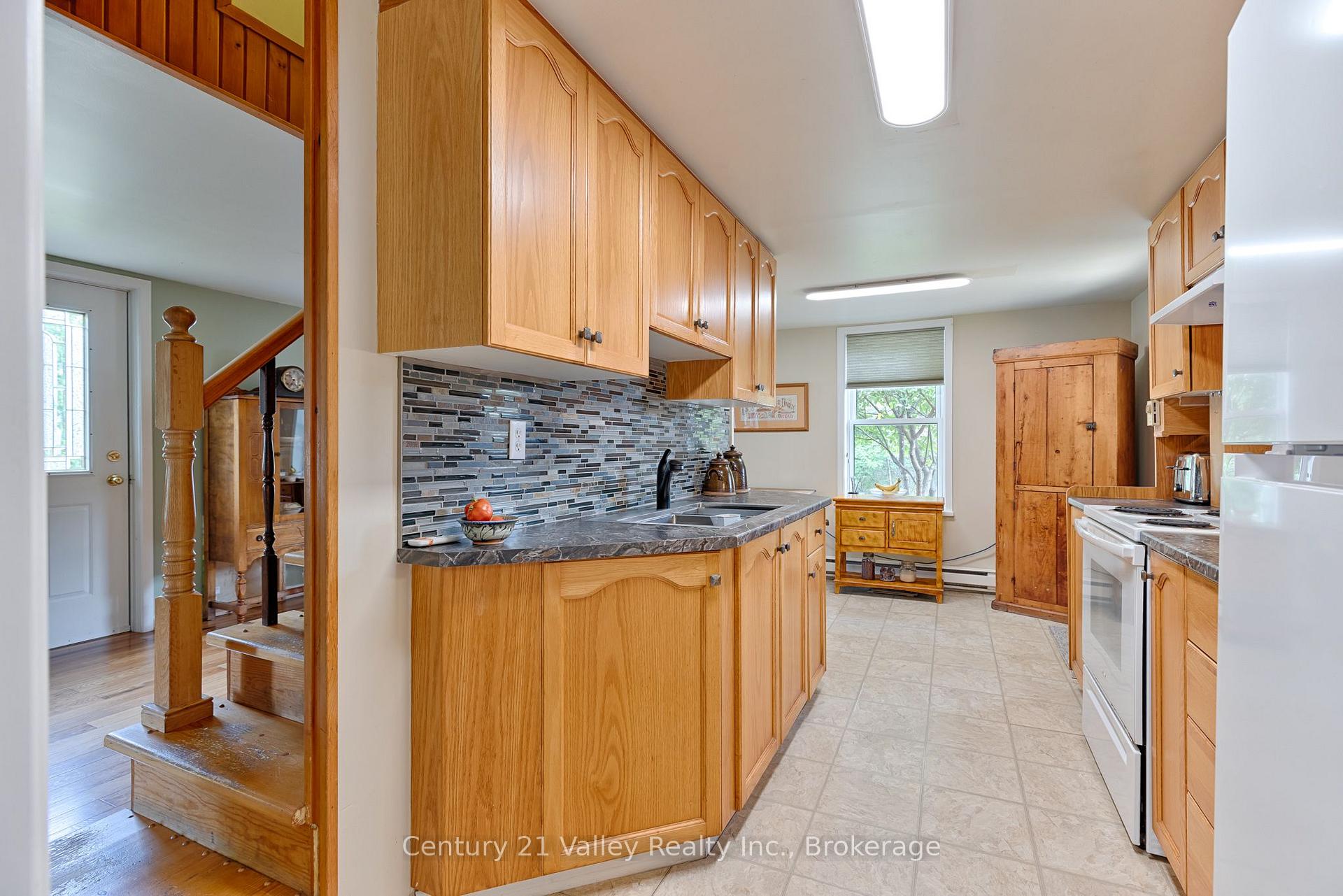 Photo 27 of 61 Melanie Street, Bonnechere Valley, Eganville/Bonnechere Twp — HOMEH
