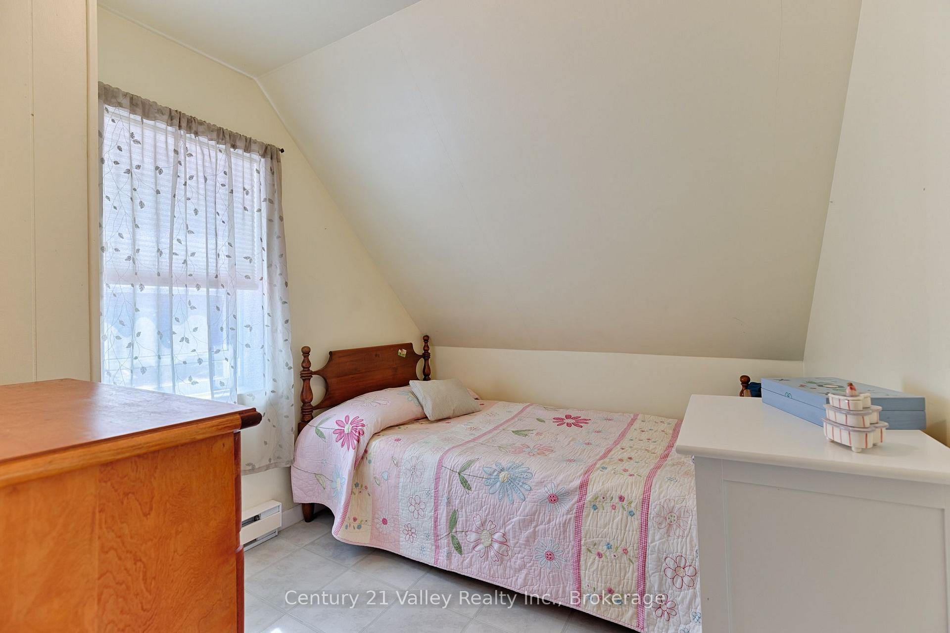 Photo 36 of 61 Melanie Street, Bonnechere Valley, Eganville/Bonnechere Twp — HOMEH