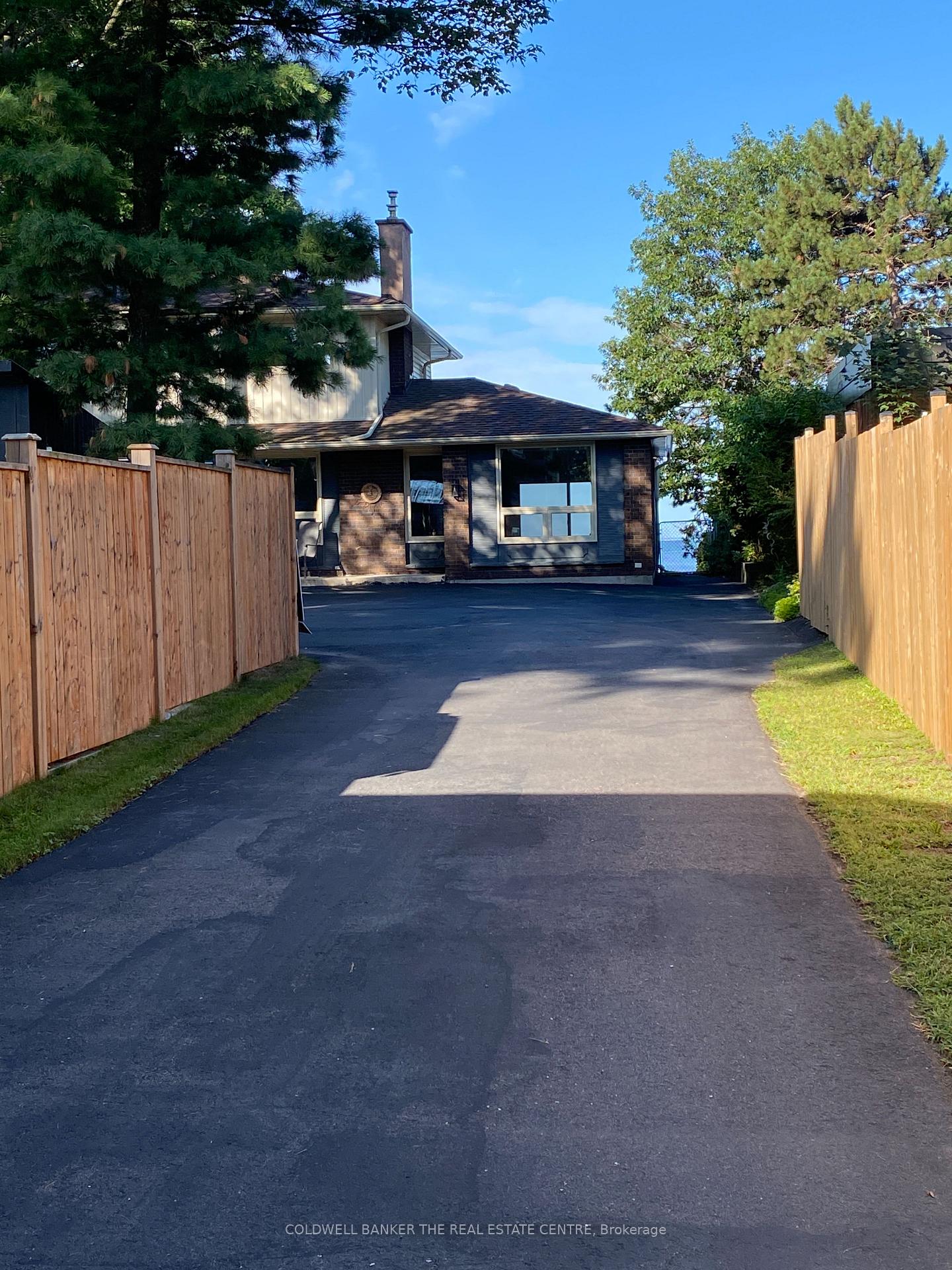 Photo 2 of 227 Parsons Avenue, North Bay, Ferris — HOMEH