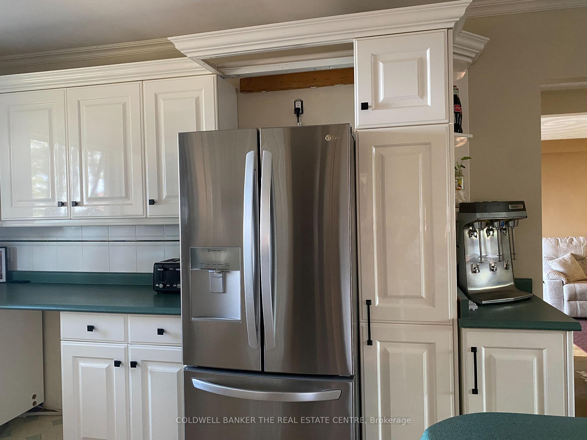 Photo 16 of 227 Parsons Avenue, North Bay, Ferris — HOMEH