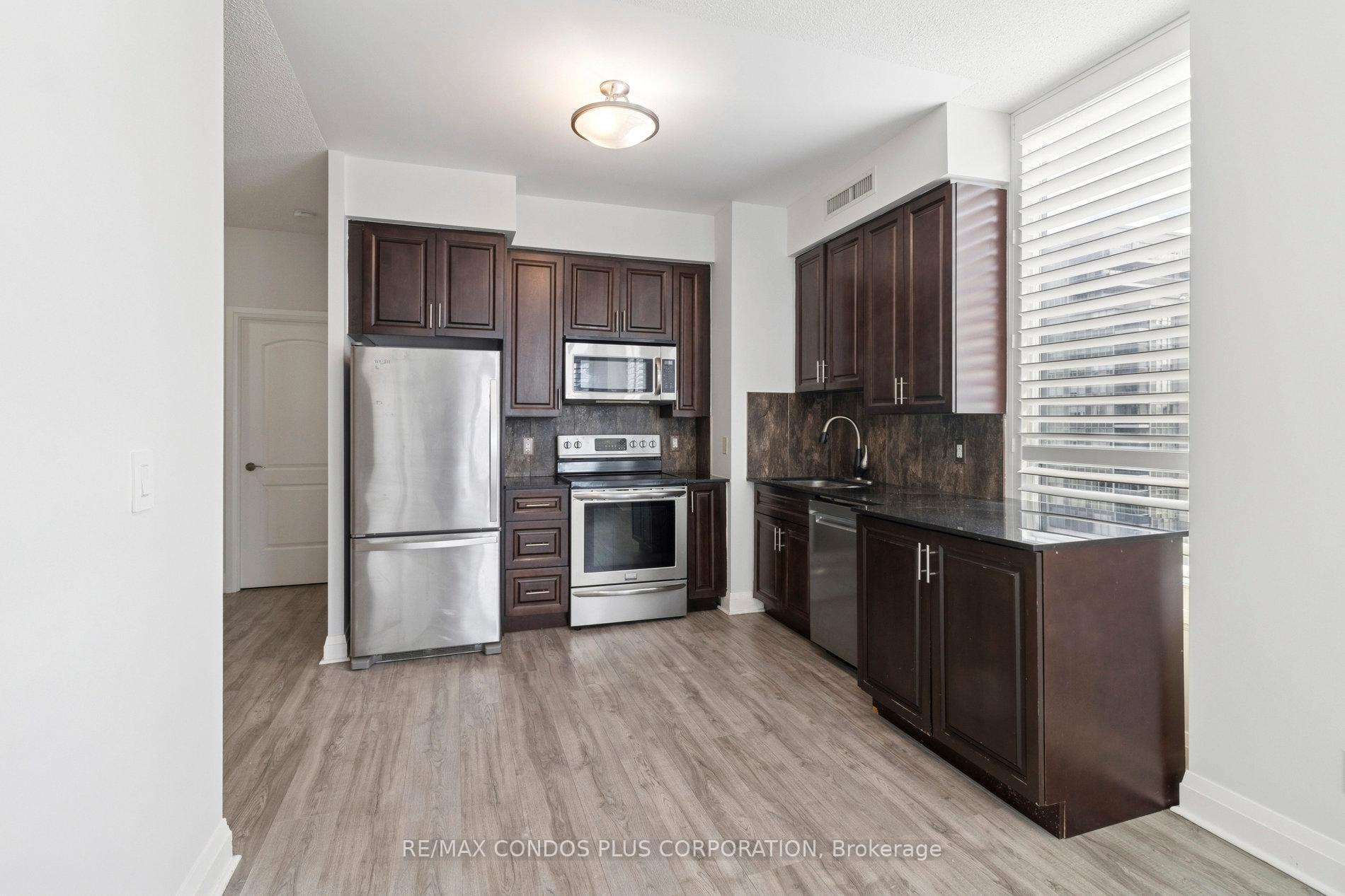 Photo 5 of Unit 1108, 20 North Park Road, Vaughan, Beverley Glen — HOMEH