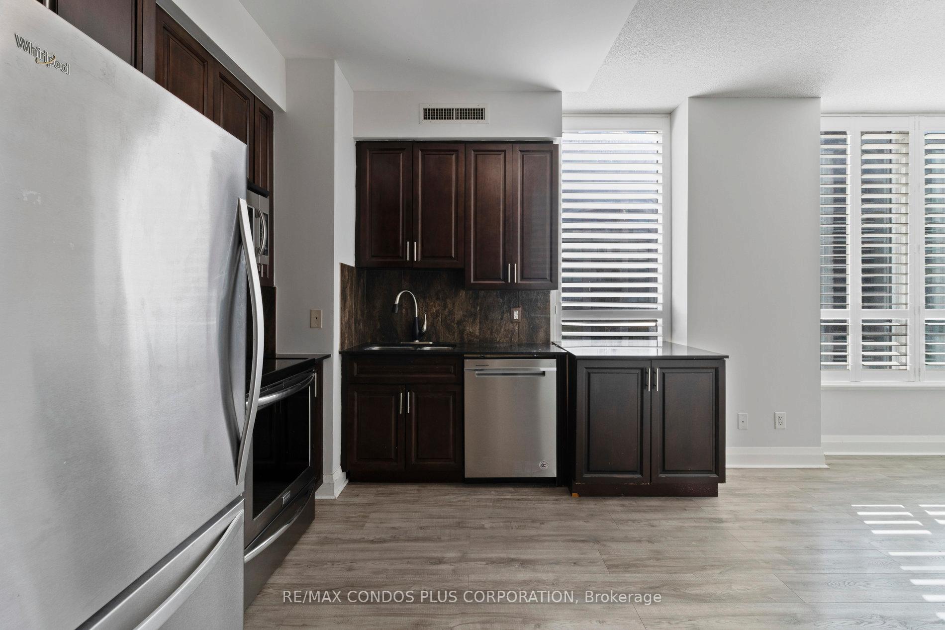 Photo 6 of Unit 1108, 20 North Park Road, Vaughan, Beverley Glen — HOMEH
