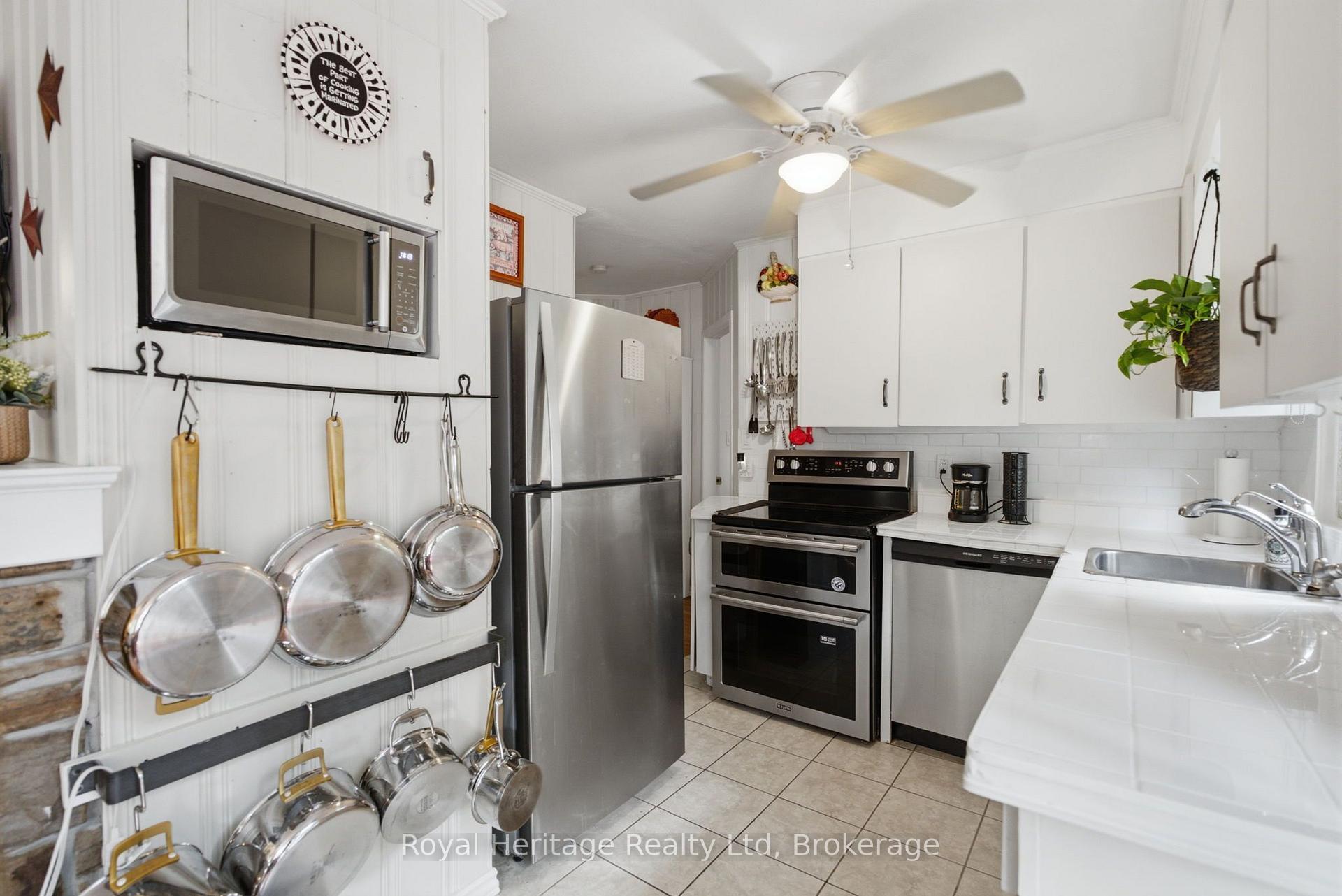 Photo 13 of 421 River Road, Belleville, Thurlow Ward — HOMEH