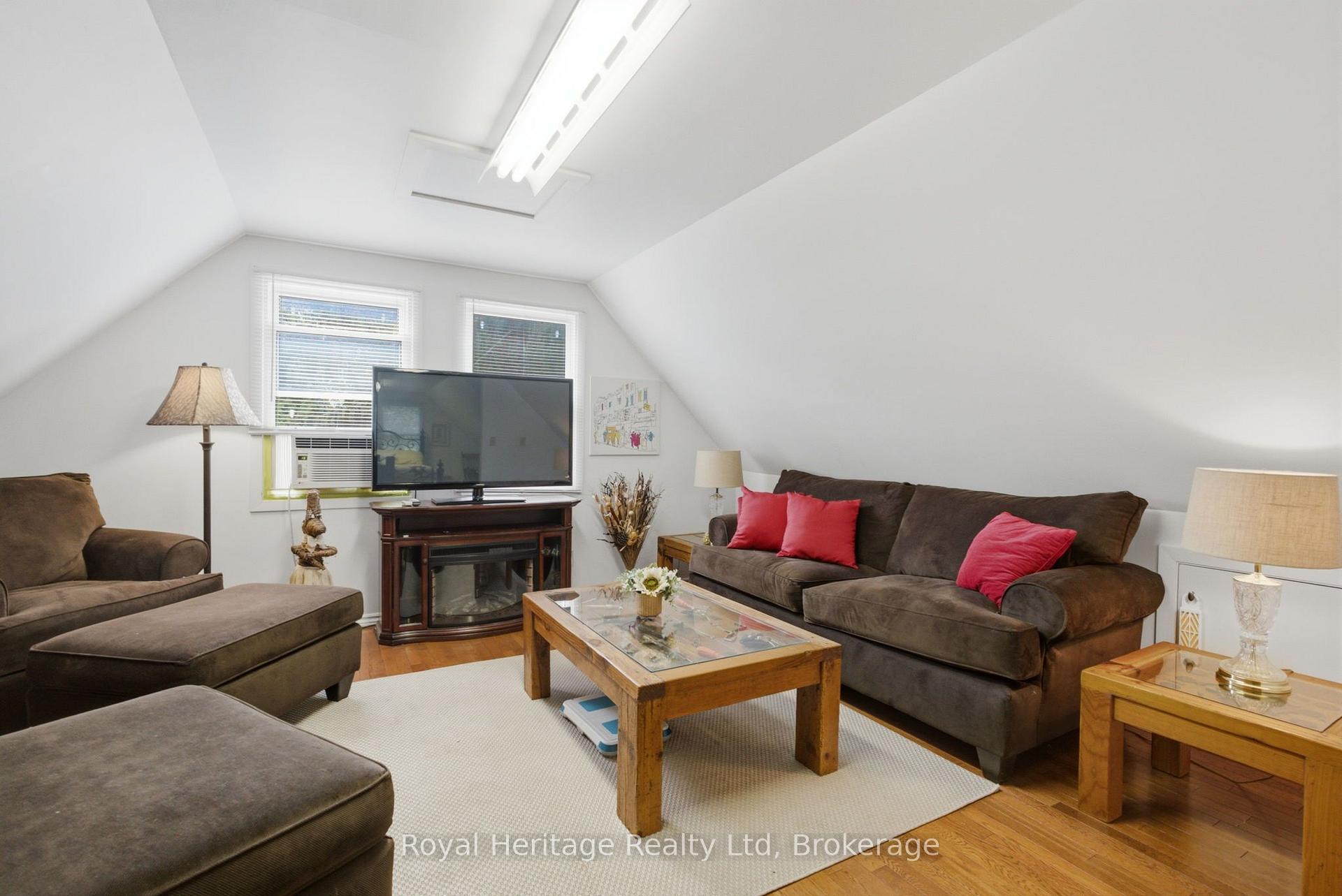 Photo 29 of 421 River Road, Belleville, Thurlow Ward — HOMEH