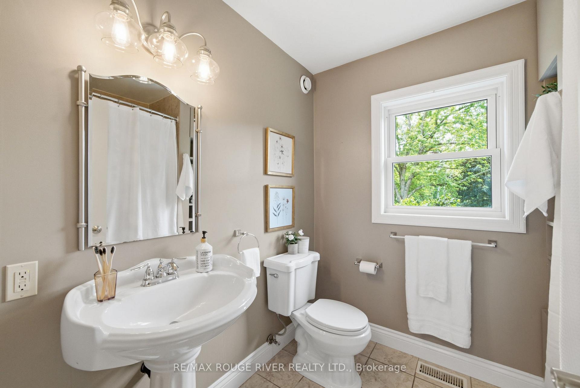 Photo 27 of 9866 Ellis Road, Hamilton Township, Rural Hamilton — HOMEH
