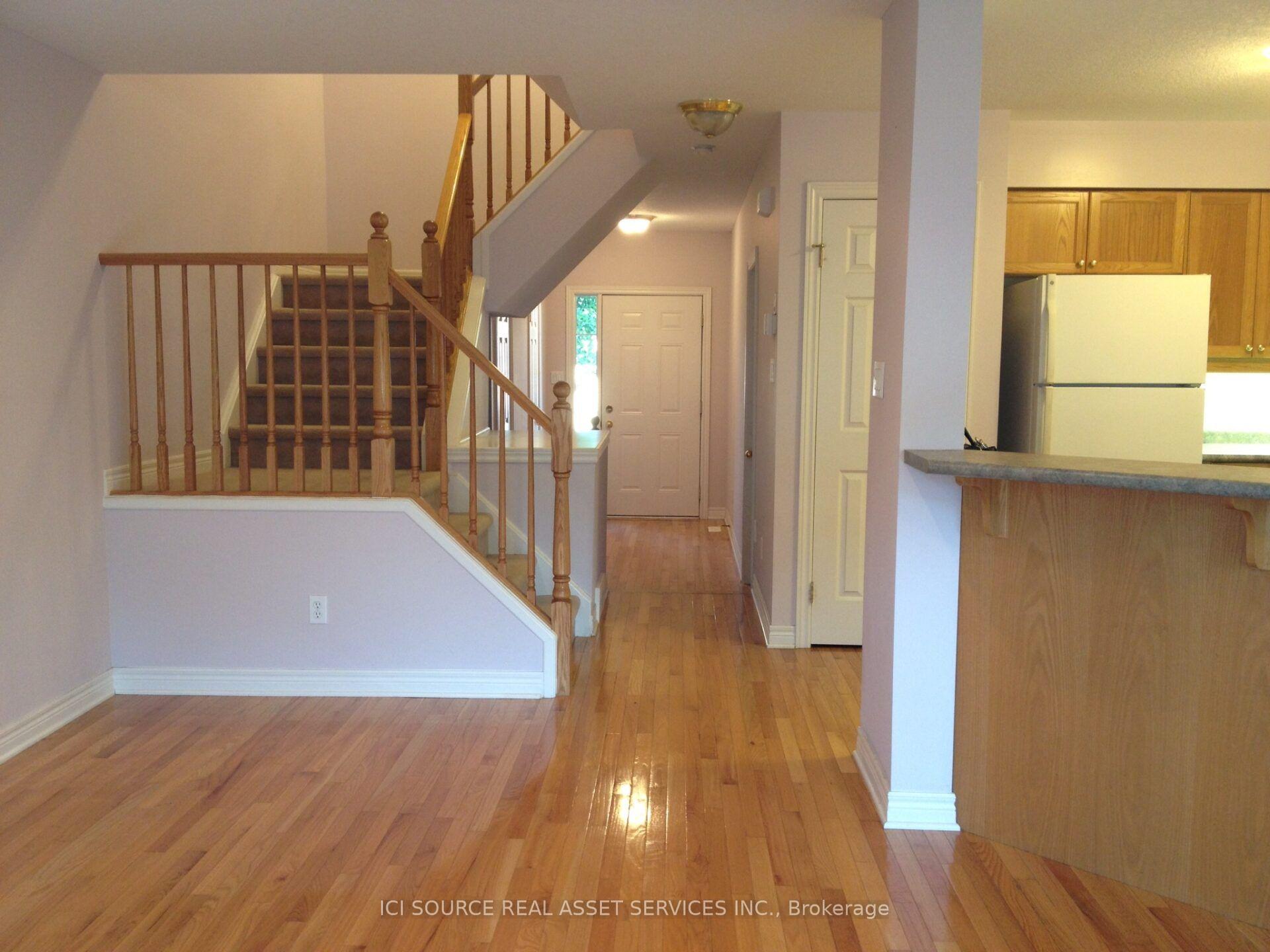 Photo 5 of Unit 25, 505 Blue Jay Drive, London, North B — HOMEH