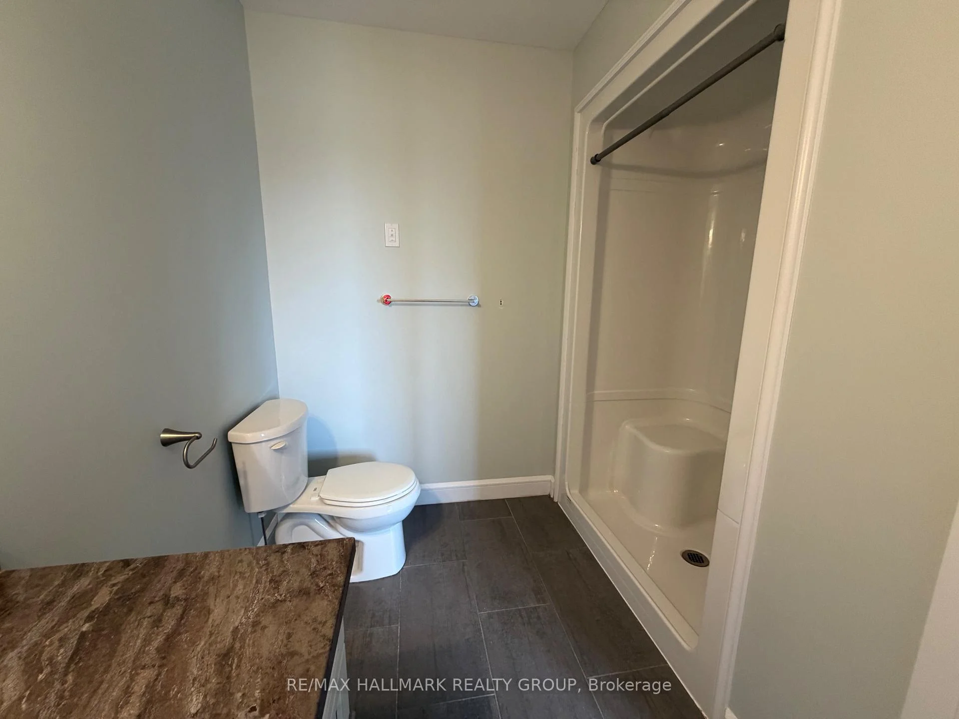 Photo 11 of 47 Chad Street, Petawawa, Petawawa — HOMEH