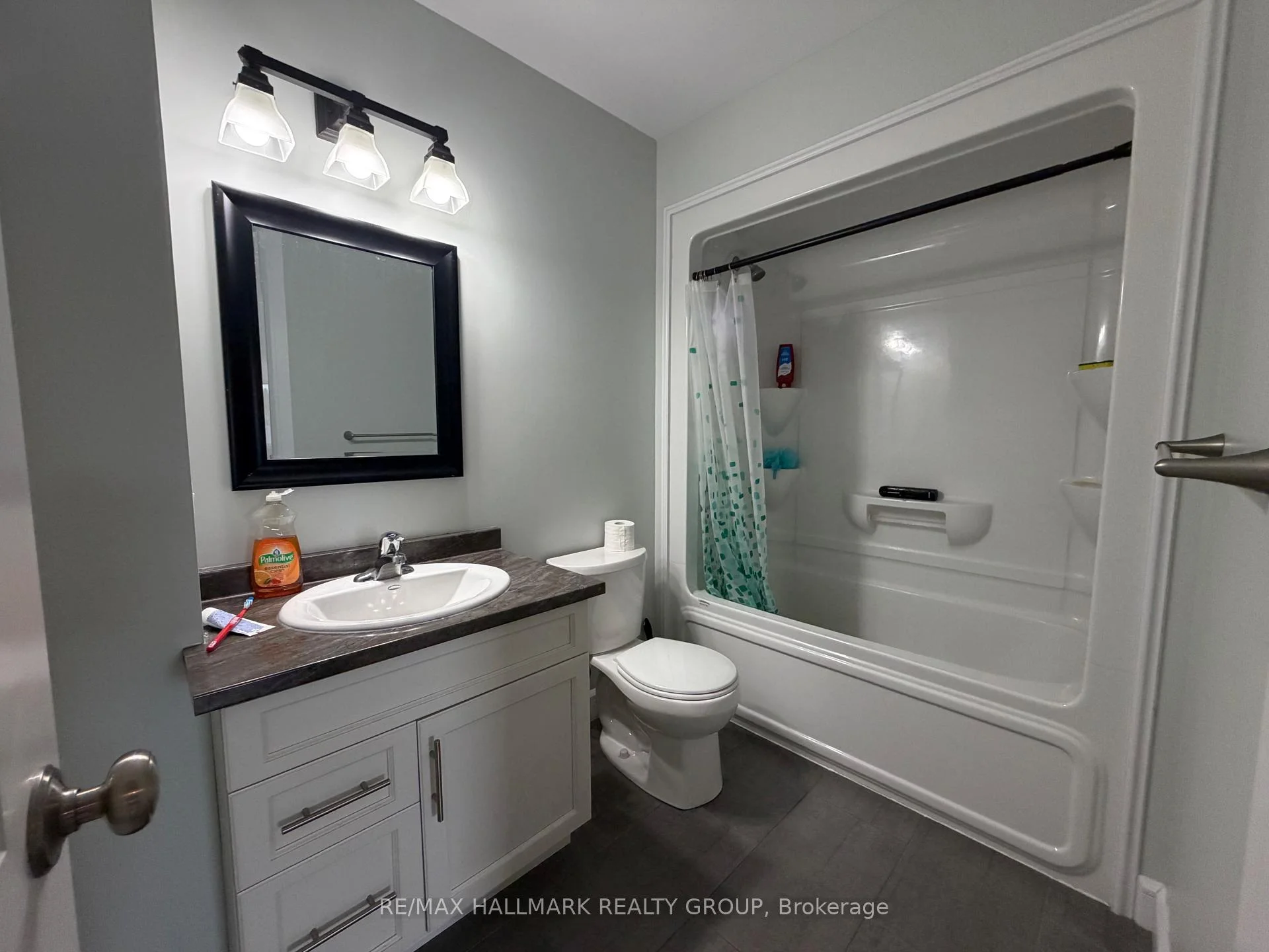 Photo 12 of 47 Chad Street, Petawawa, Petawawa — HOMEH