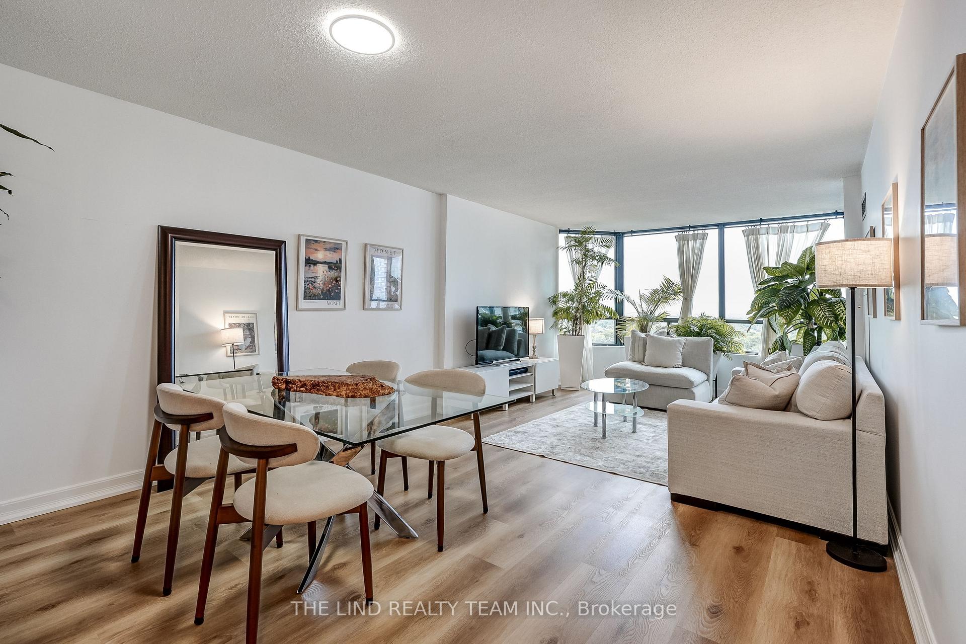 Photo 14 of Unit 1402, 7440 Bathurst Street, Vaughan, Brownridge — HOMEH