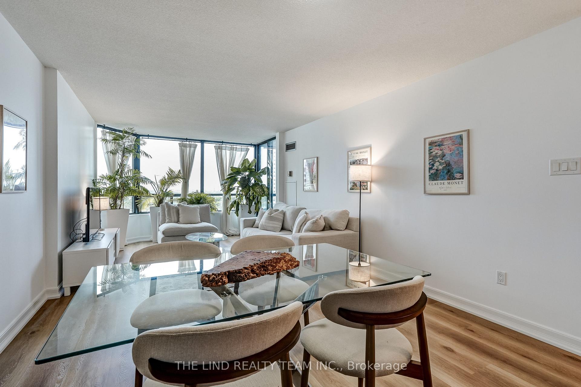 Photo 15 of Unit 1402, 7440 Bathurst Street, Vaughan, Brownridge — HOMEH