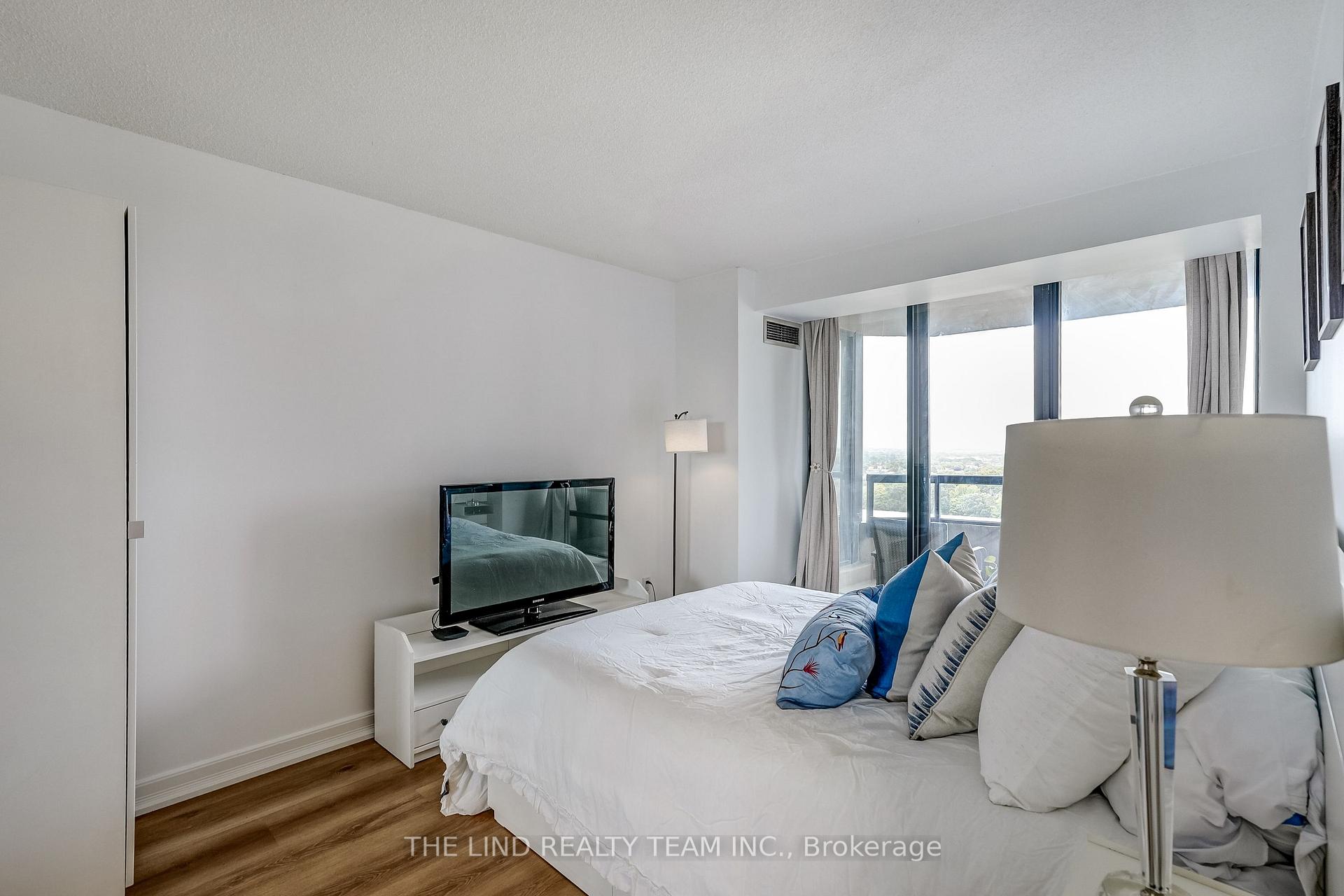 Photo 21 of Unit 1402, 7440 Bathurst Street, Vaughan, Brownridge — HOMEH