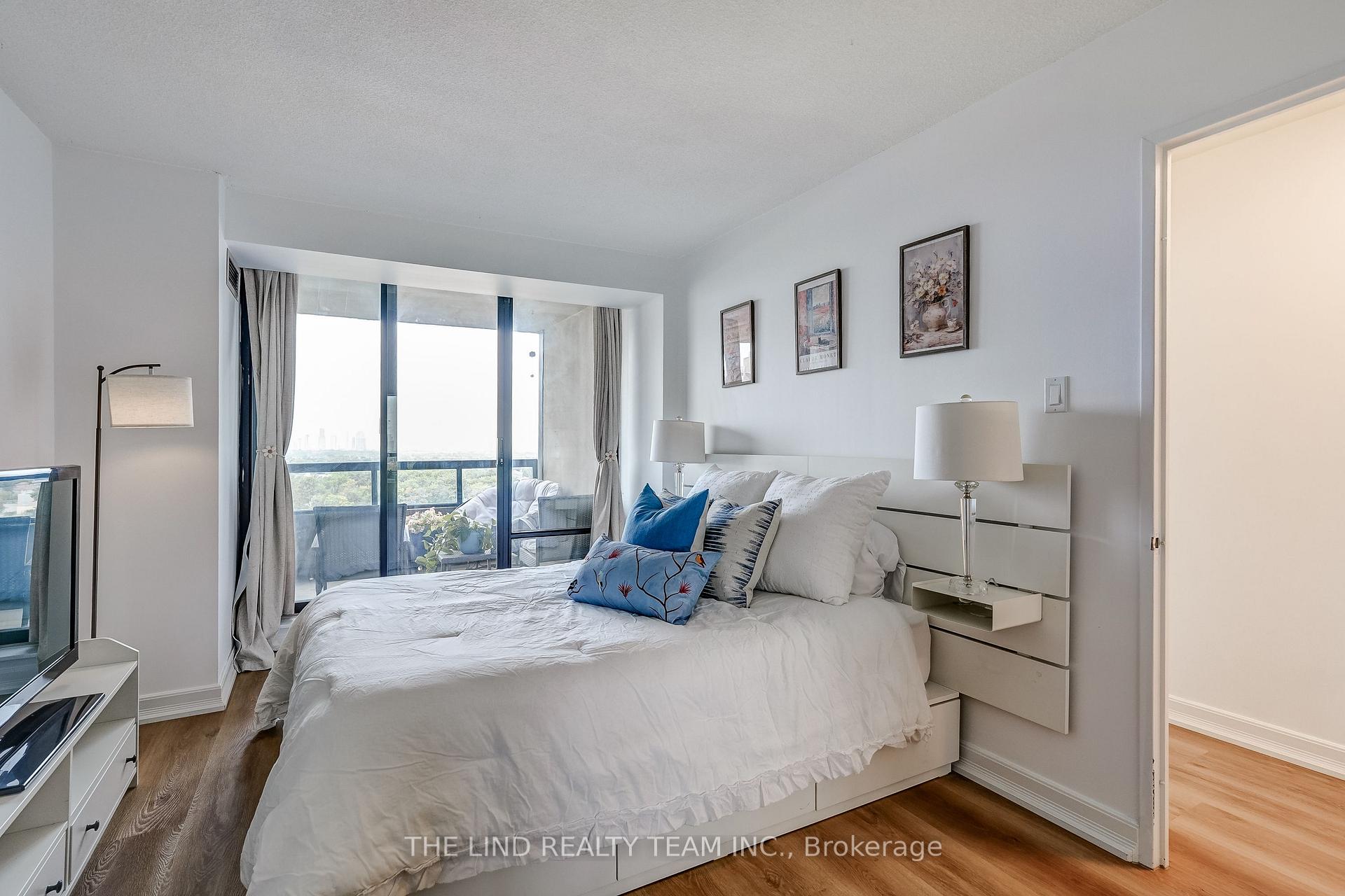 Photo 22 of Unit 1402, 7440 Bathurst Street, Vaughan, Brownridge — HOMEH