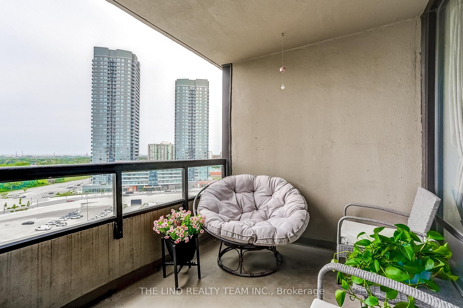 Photo 31 of Unit 1402, 7440 Bathurst Street, Vaughan, Brownridge — HOMEH