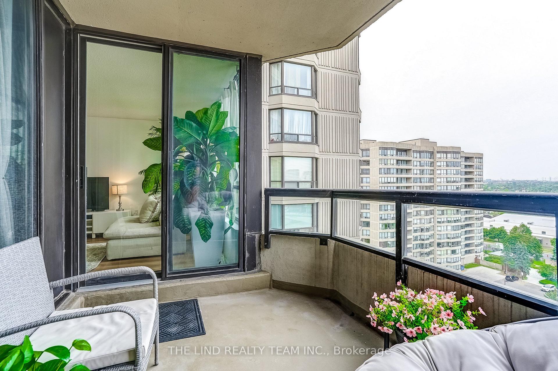 Photo 32 of Unit 1402, 7440 Bathurst Street, Vaughan, Brownridge — HOMEH