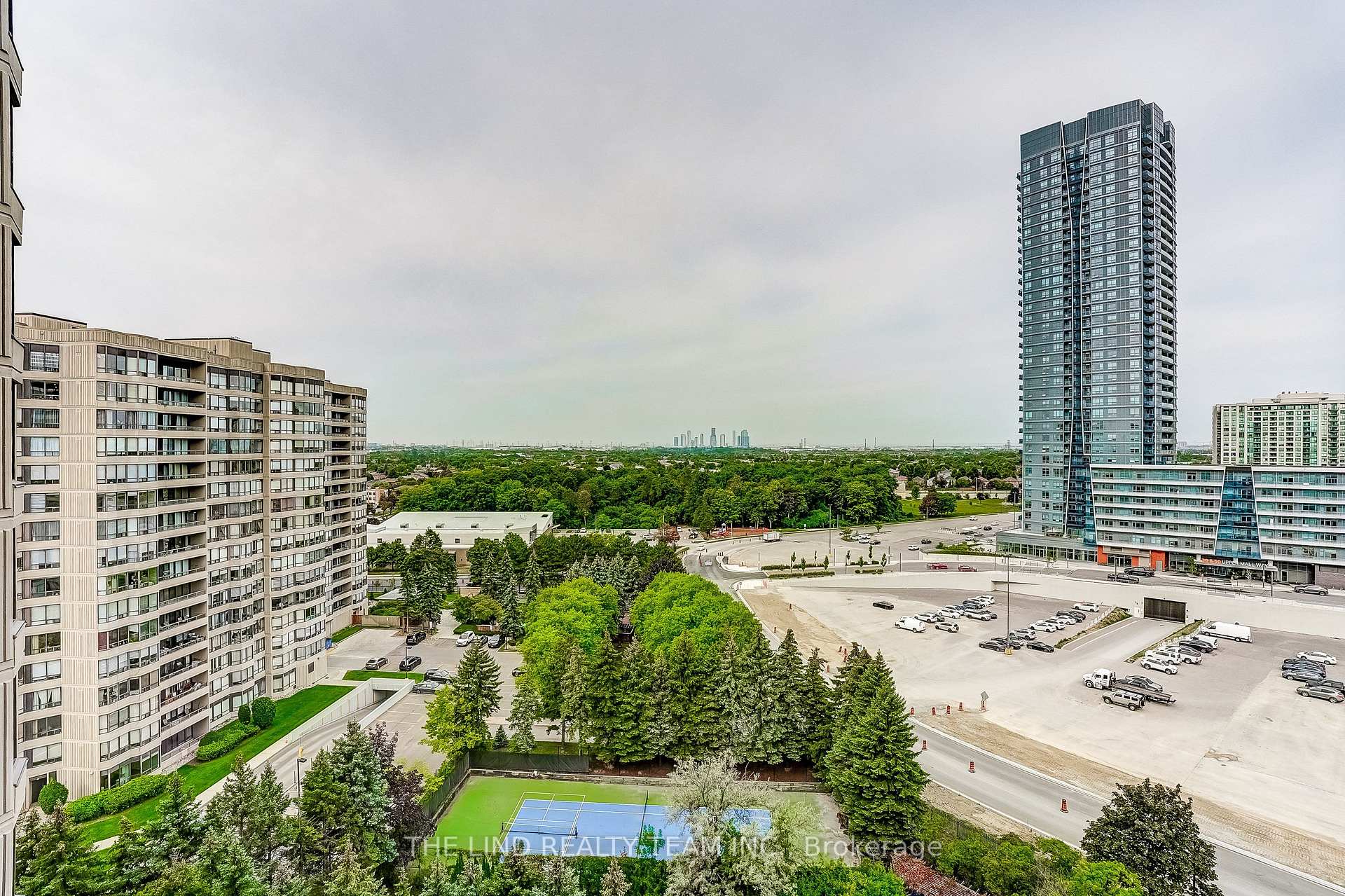Photo 33 of Unit 1402, 7440 Bathurst Street, Vaughan, Brownridge — HOMEH