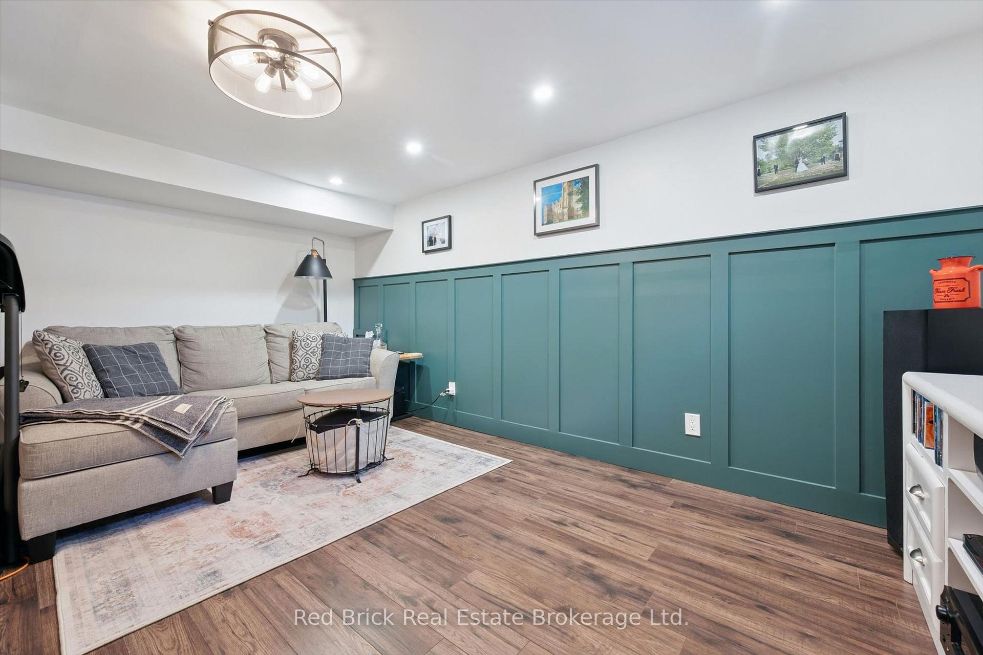 Photo 18 of 436 Willow Road, Guelph, Willow West/Sugarbush/West Acres — HOMEH