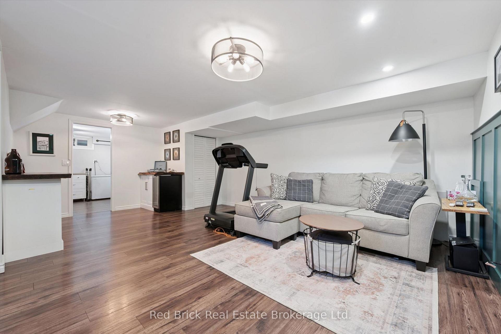 Photo 19 of 436 Willow Road, Guelph, Willow West/Sugarbush/West Acres — HOMEH