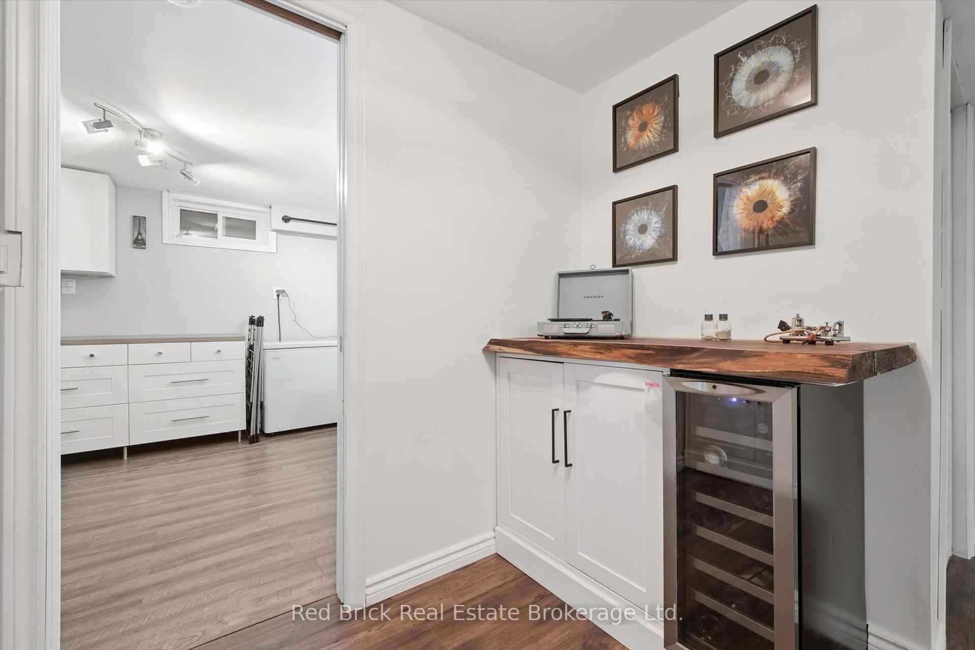 Photo 21 of 436 Willow Road, Guelph, Willow West/Sugarbush/West Acres — HOMEH
