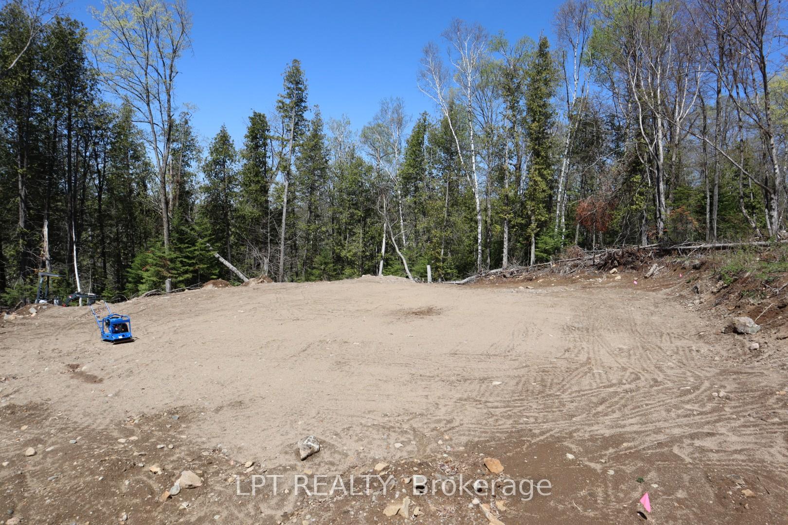 Photo 16 of 1827 Hybla Road, Hastings Highlands, Monteagle Ward — HOMEH