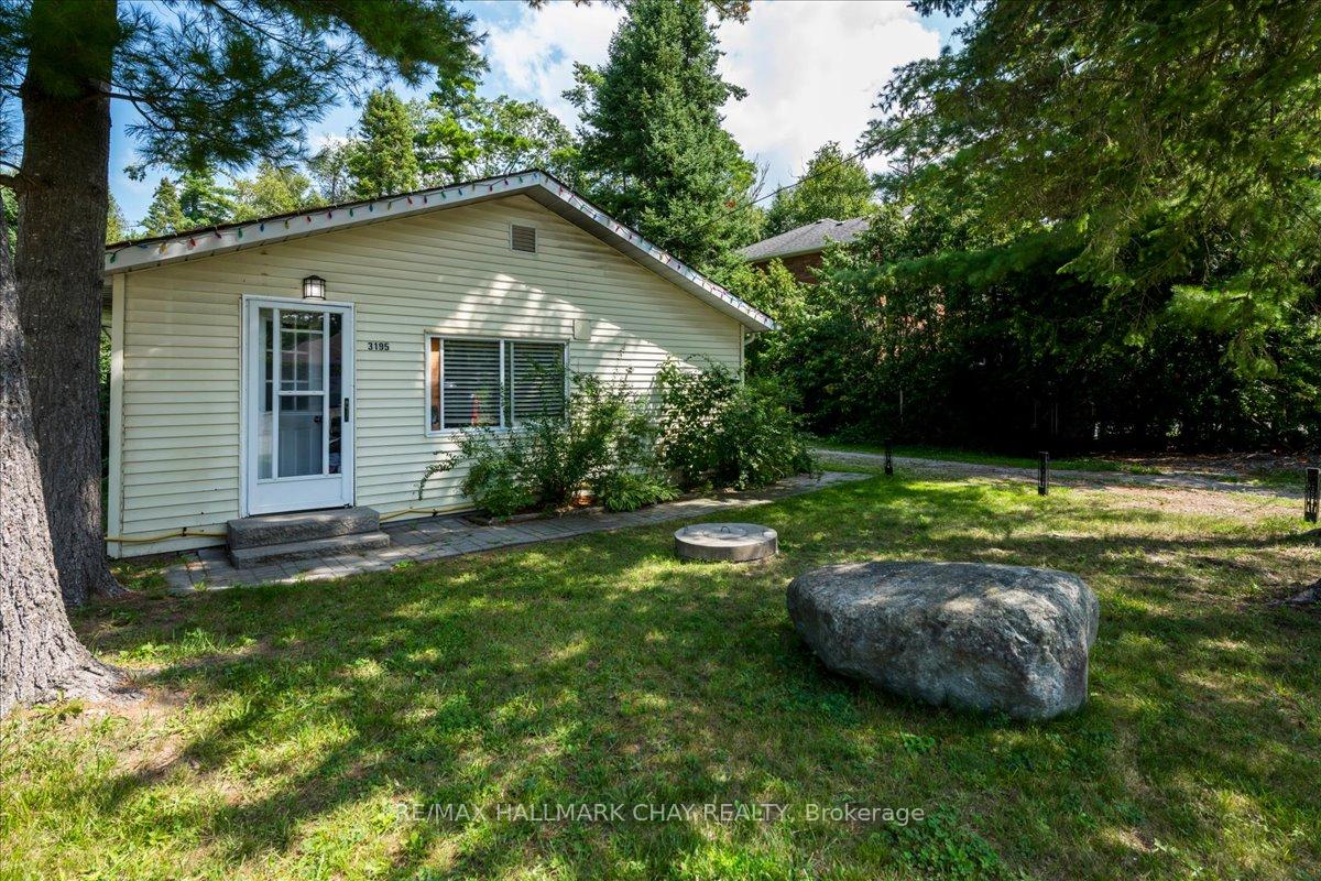 Photo 16 of 3195 Cowan Avenue, Innisfil, Rural Innisfil — HOMEH