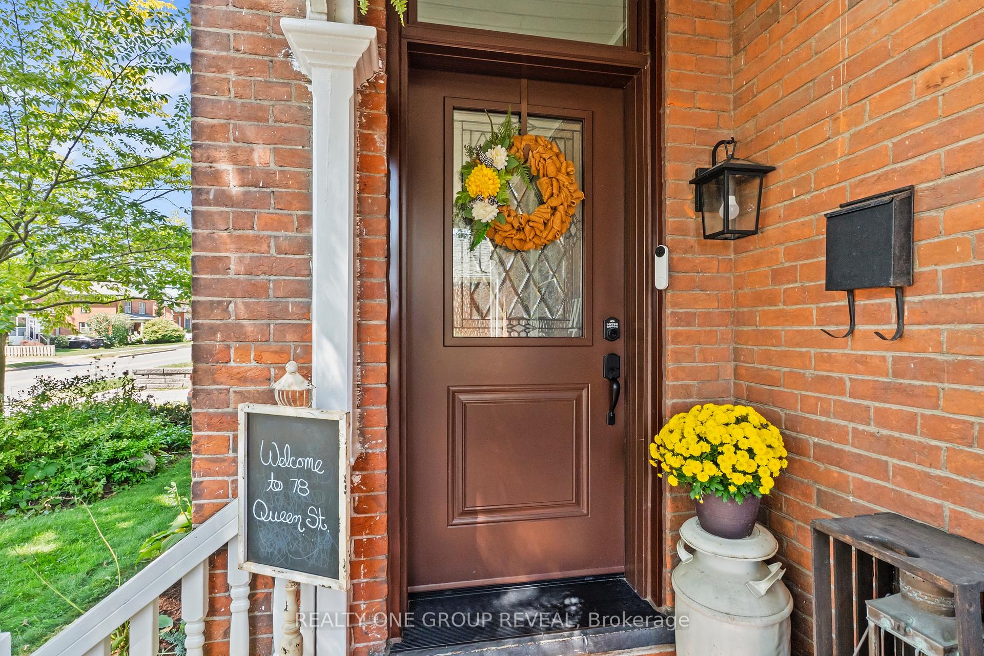 Photo 5 of 78 Queen Street, Clarington, Bowmanville — HOMEH