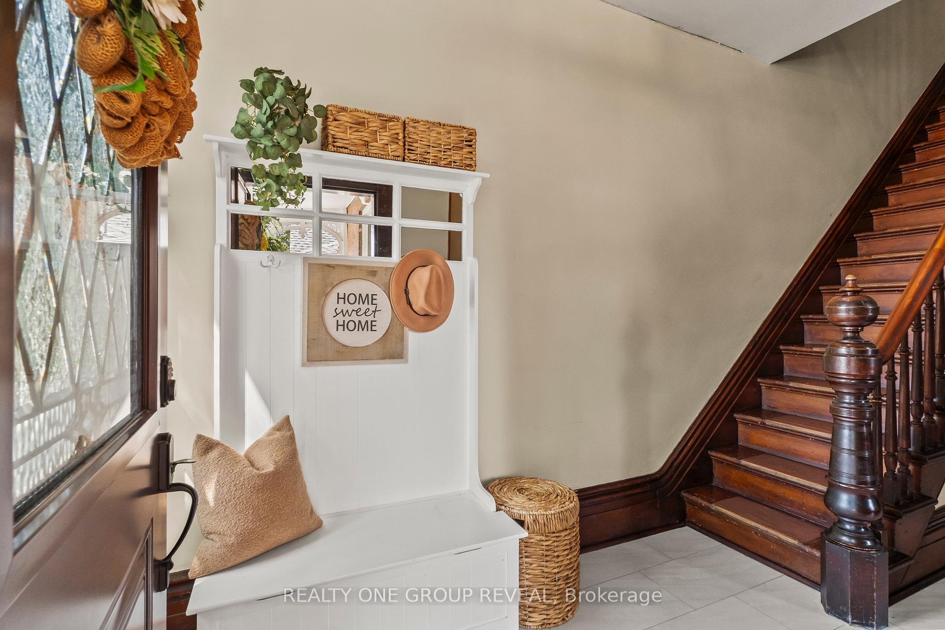Photo 8 of 78 Queen Street, Clarington, Bowmanville — HOMEH