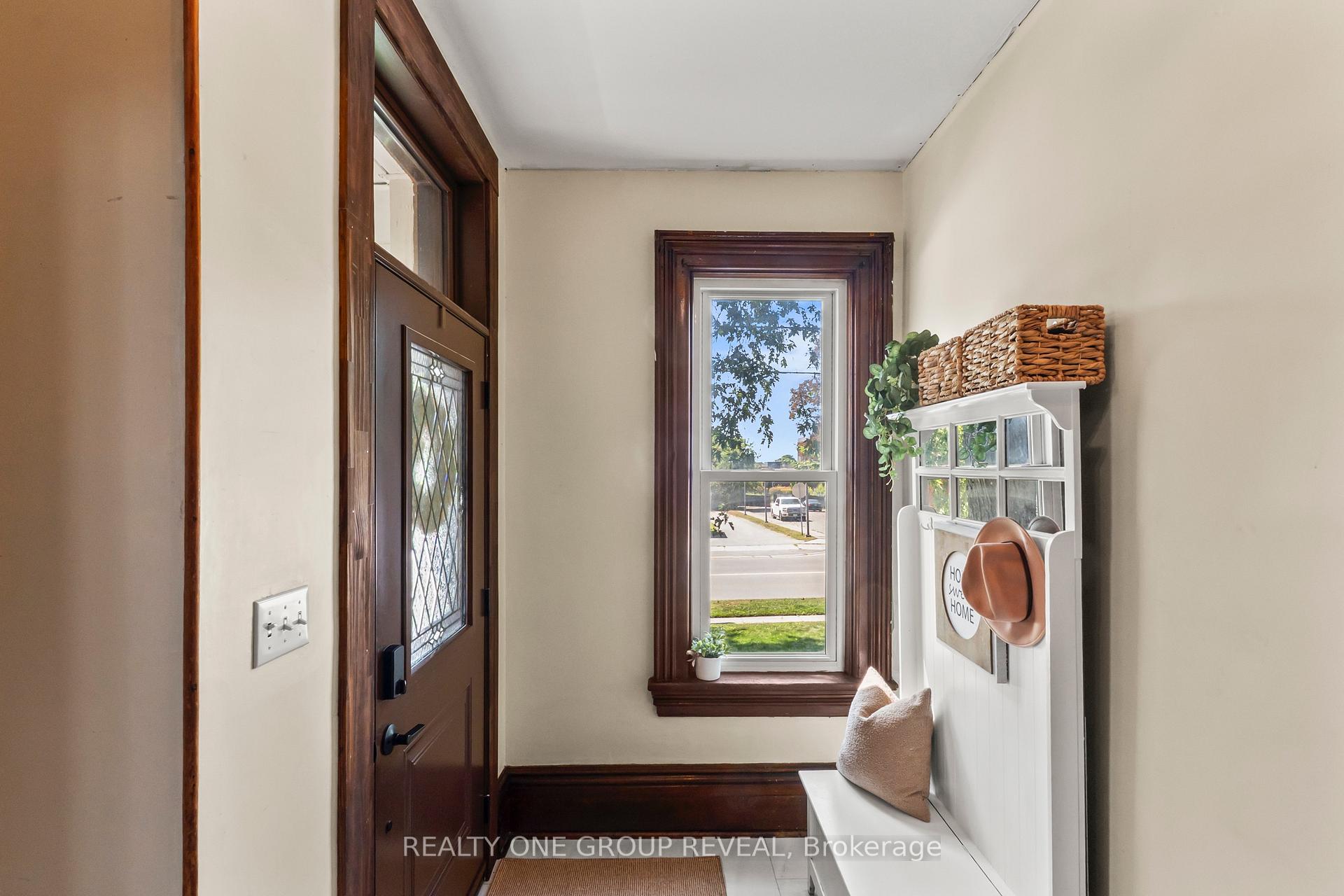 Photo 9 of 78 Queen Street, Clarington, Bowmanville — HOMEH
