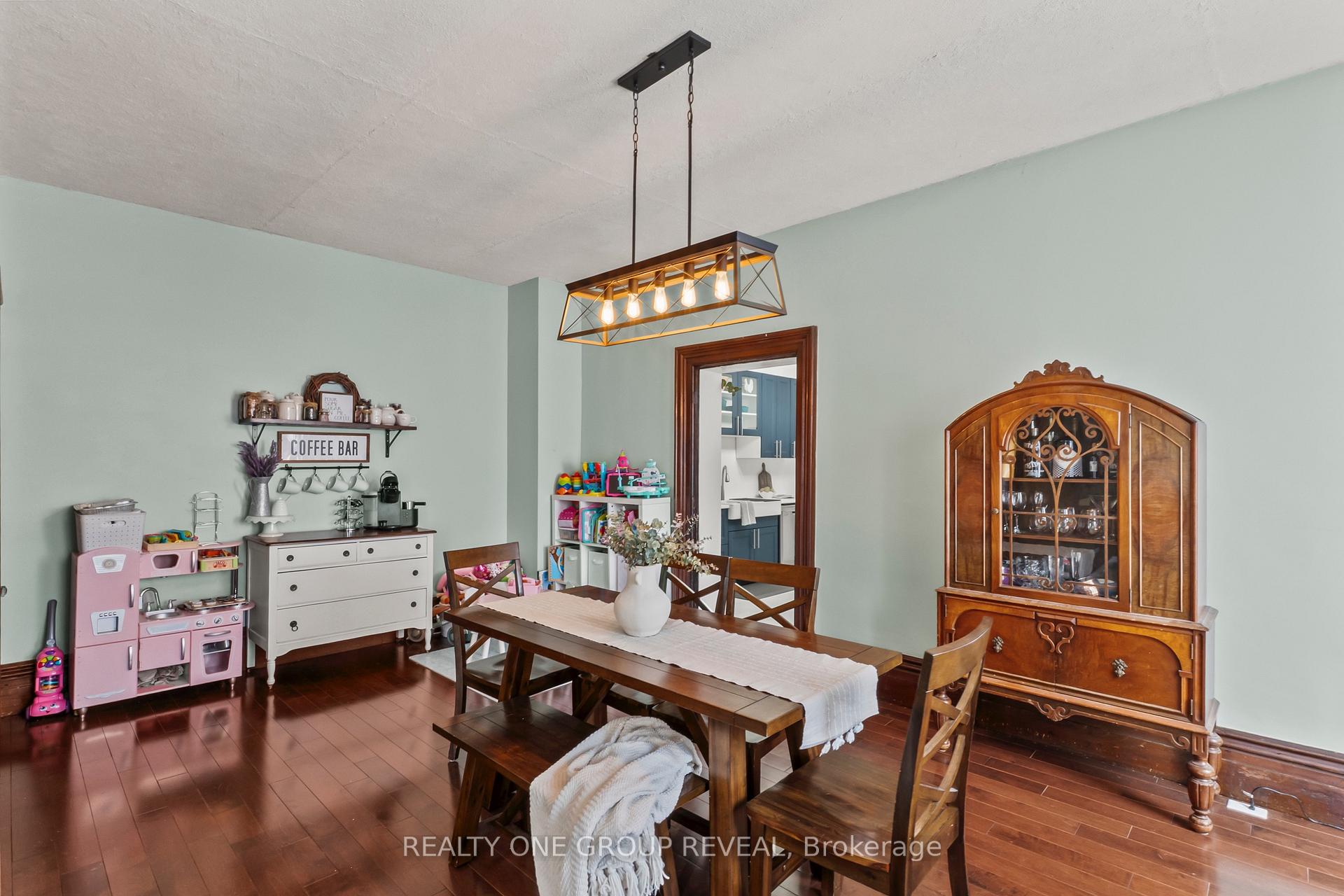 Photo 23 of 78 Queen Street, Clarington, Bowmanville — HOMEH