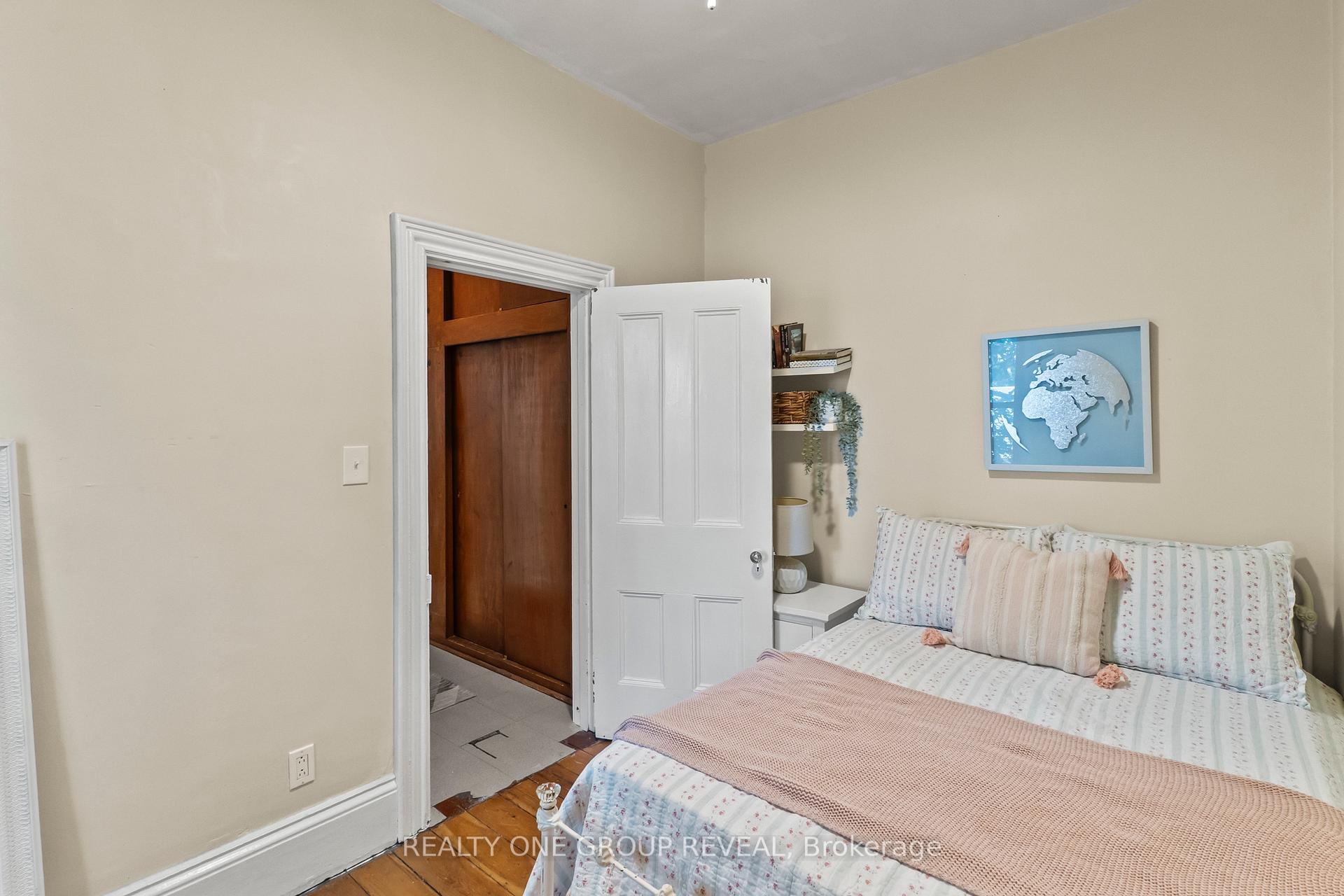 Photo 33 of 78 Queen Street, Clarington, Bowmanville — HOMEH