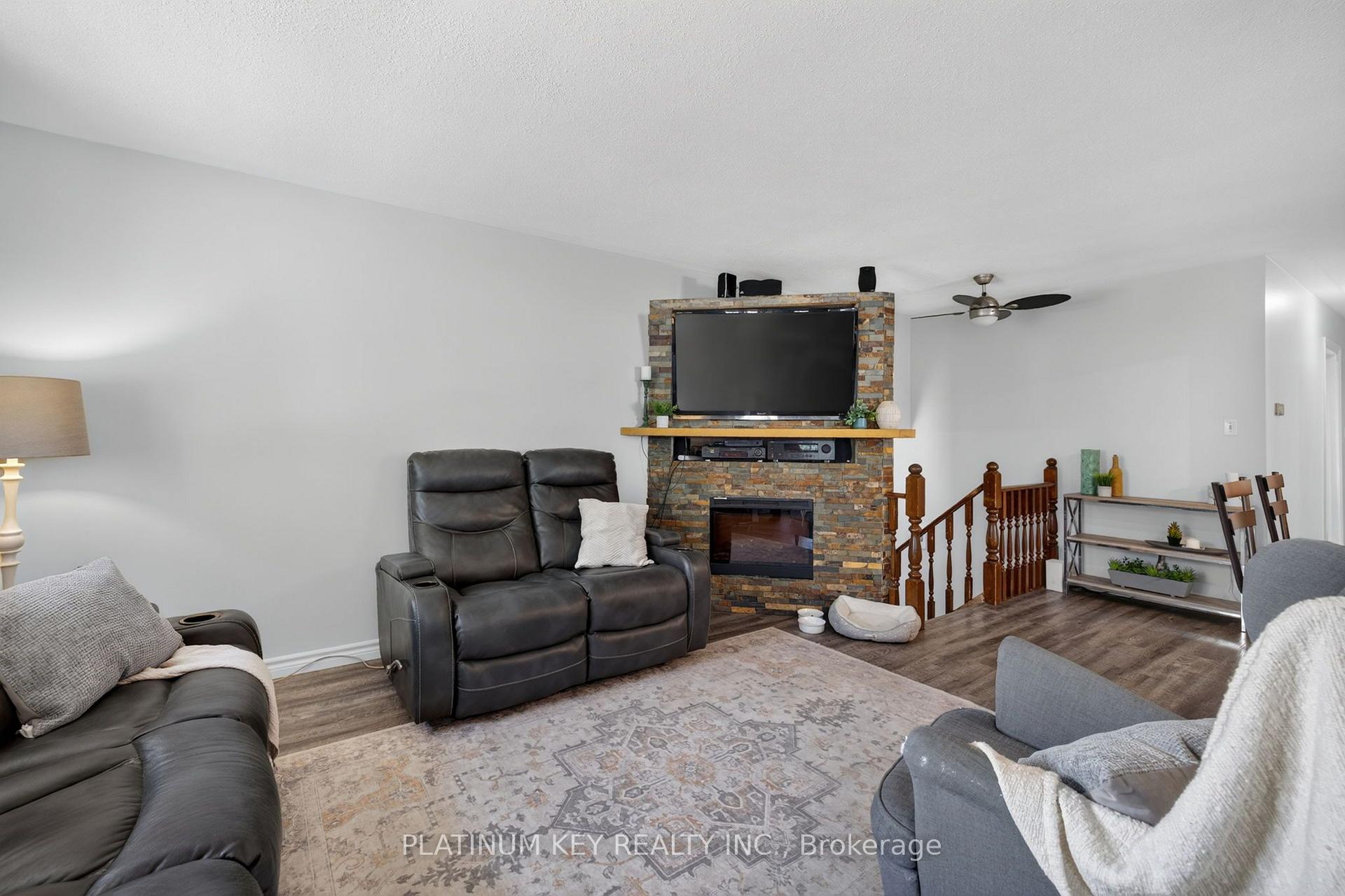 Photo 9 of 208 Southfield Drive, Strathroy-Caradoc, SW — HOMEH