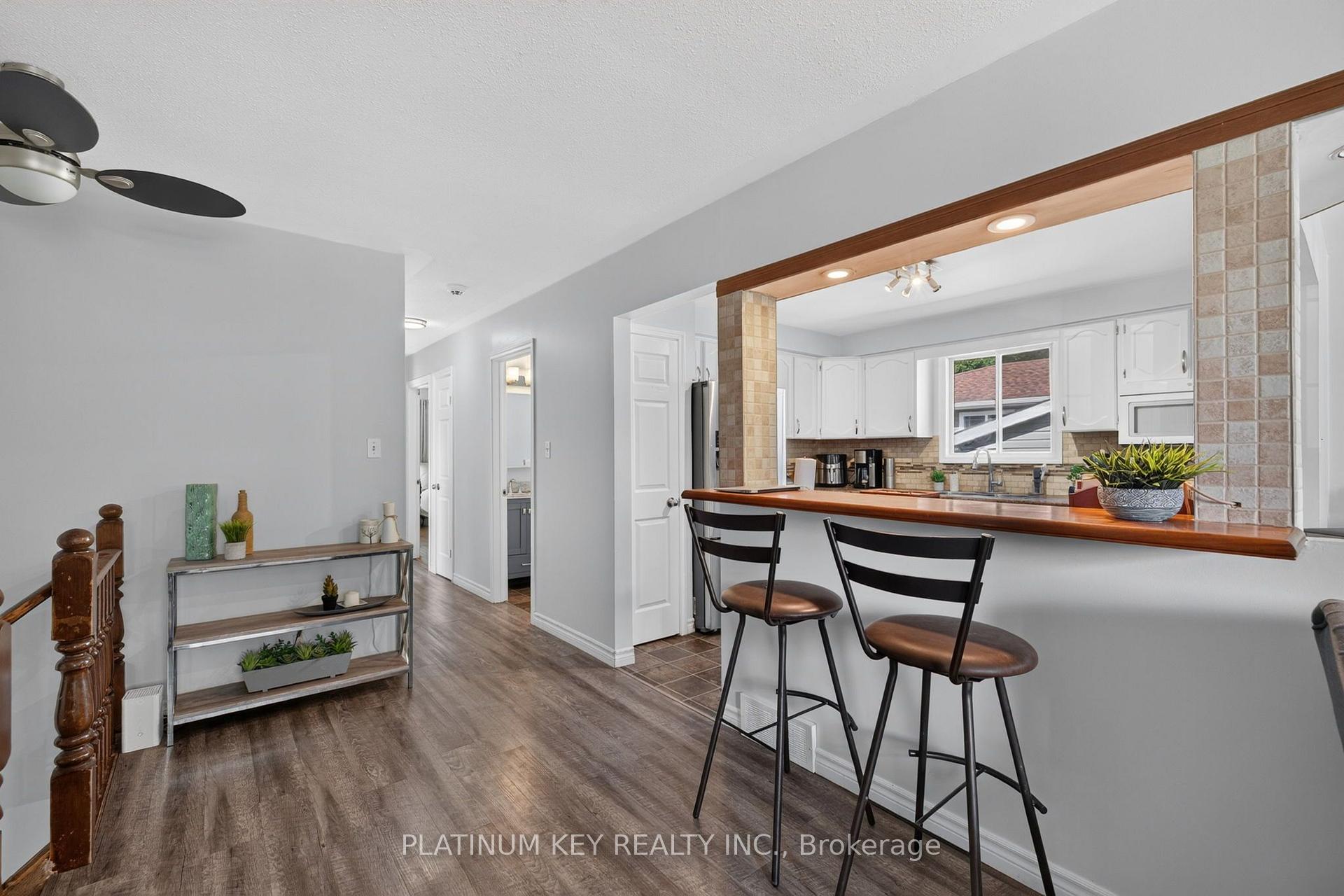 Photo 11 of 208 Southfield Drive, Strathroy-Caradoc, SW — HOMEH