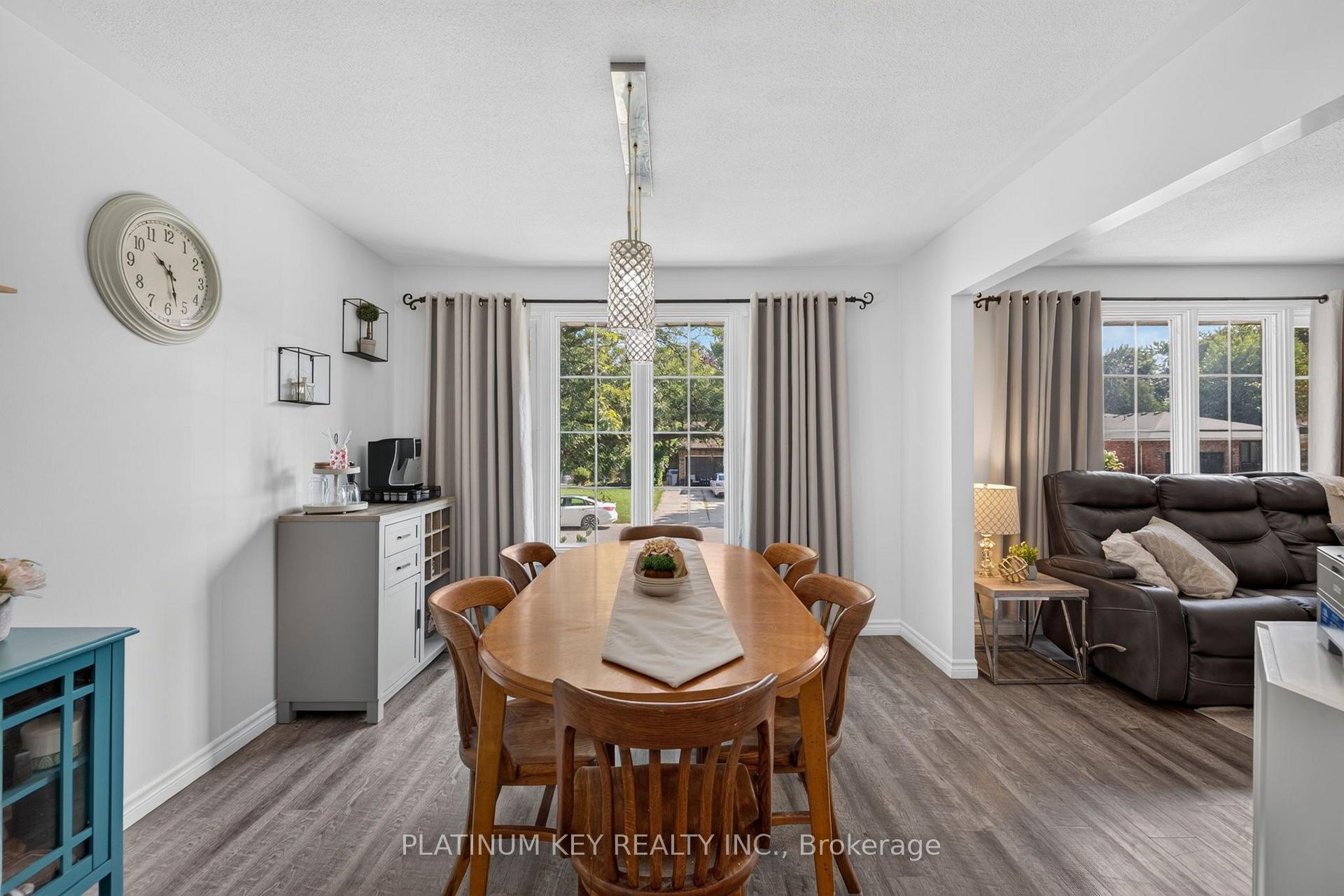 Photo 13 of 208 Southfield Drive, Strathroy-Caradoc, SW — HOMEH