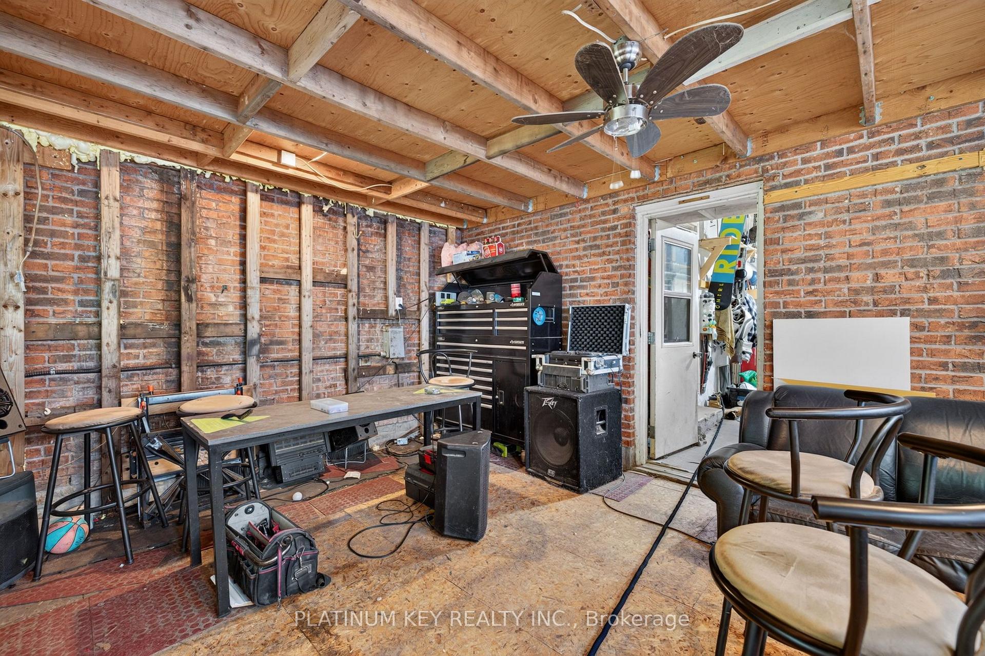 Photo 37 of 208 Southfield Drive, Strathroy-Caradoc, SW — HOMEH