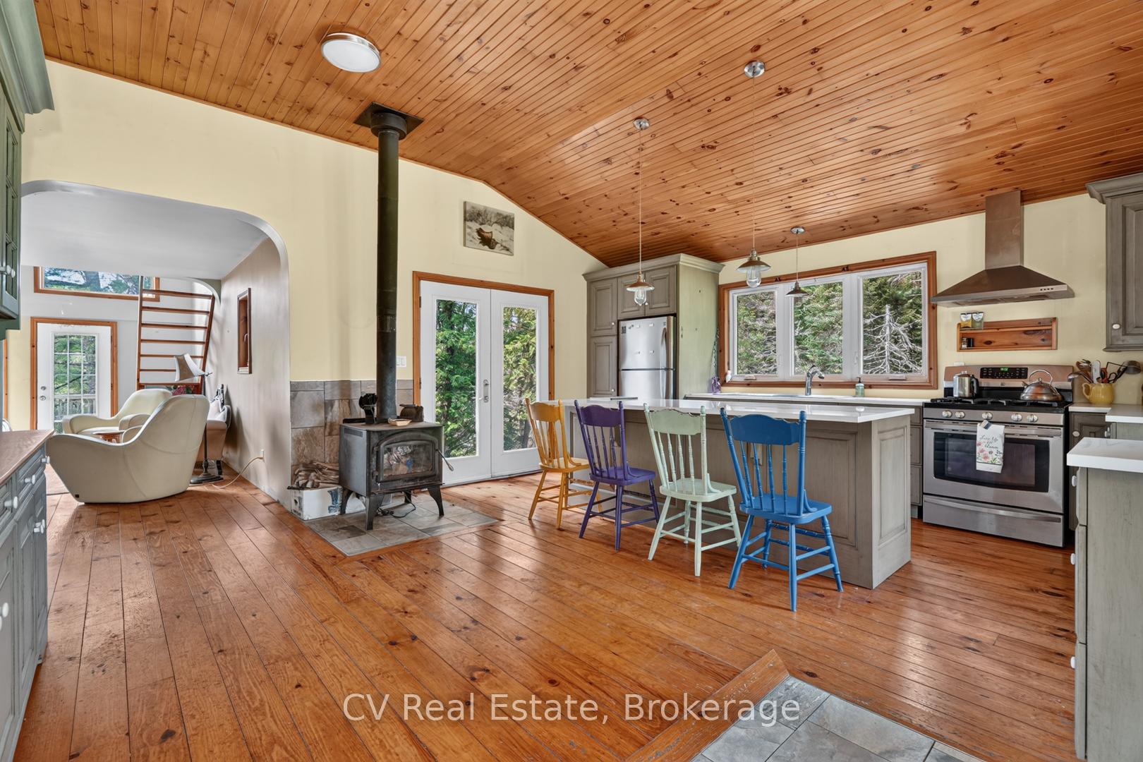 Photo of 625 Chetwynd Road