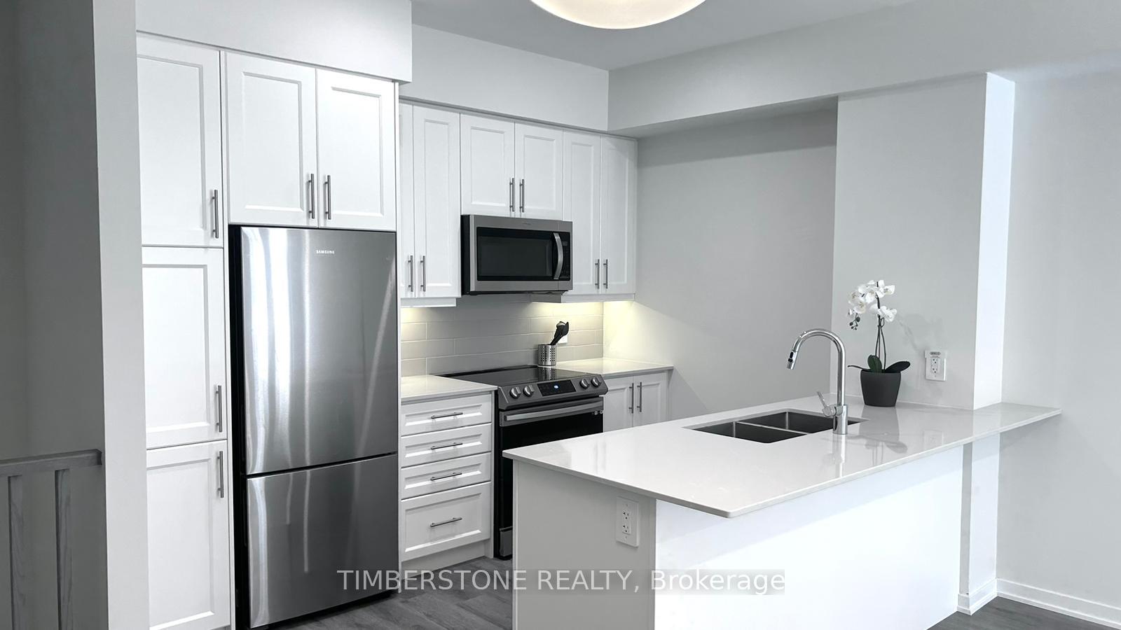Photo 1 of Unit 40, 21 Honeycrisp Crescent, Vaughan, Vaughan Corporate Centre — HOMEH