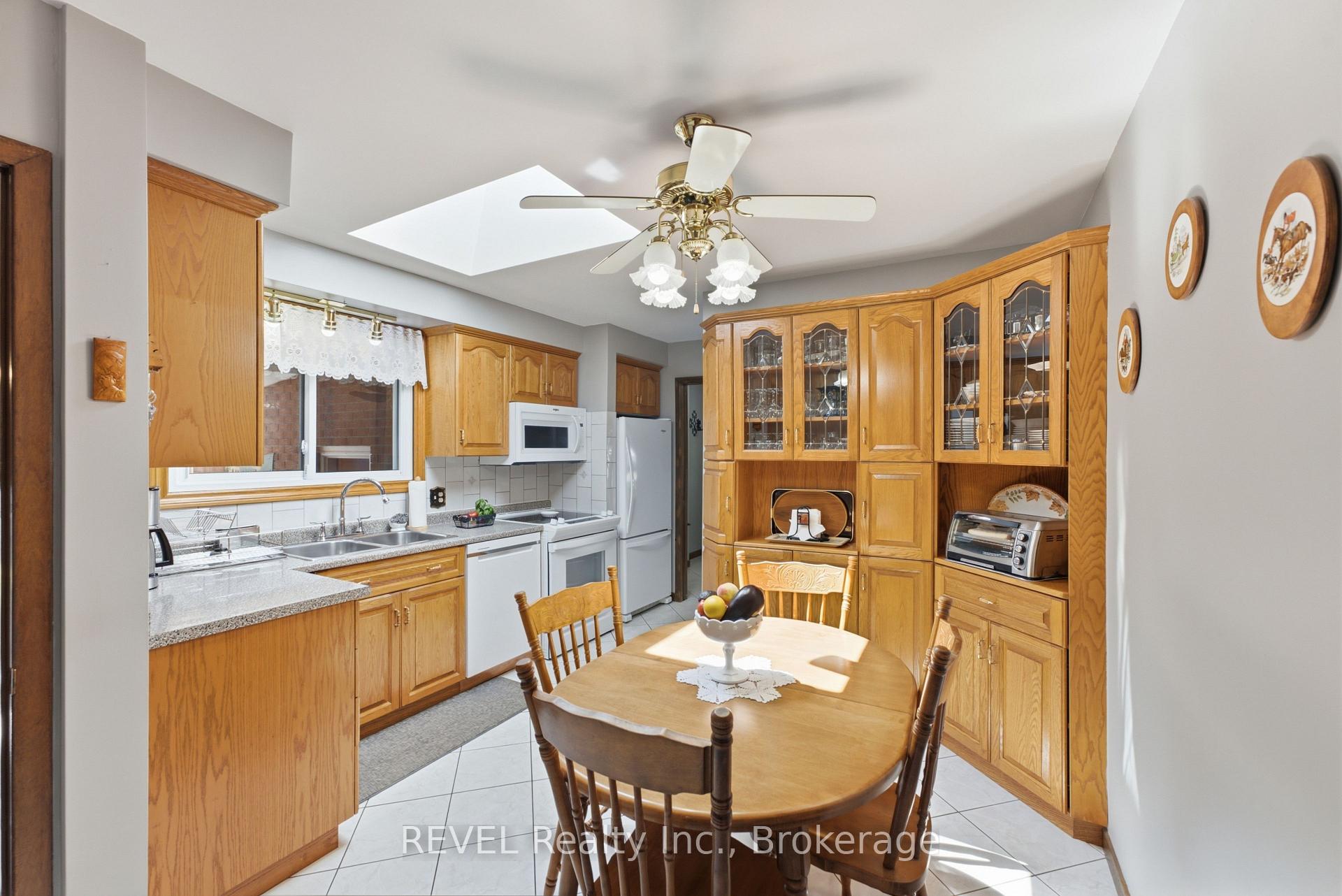 Photo 13 of 36 Ramsey Street, St. Catharines, Lakeport — HOMEH