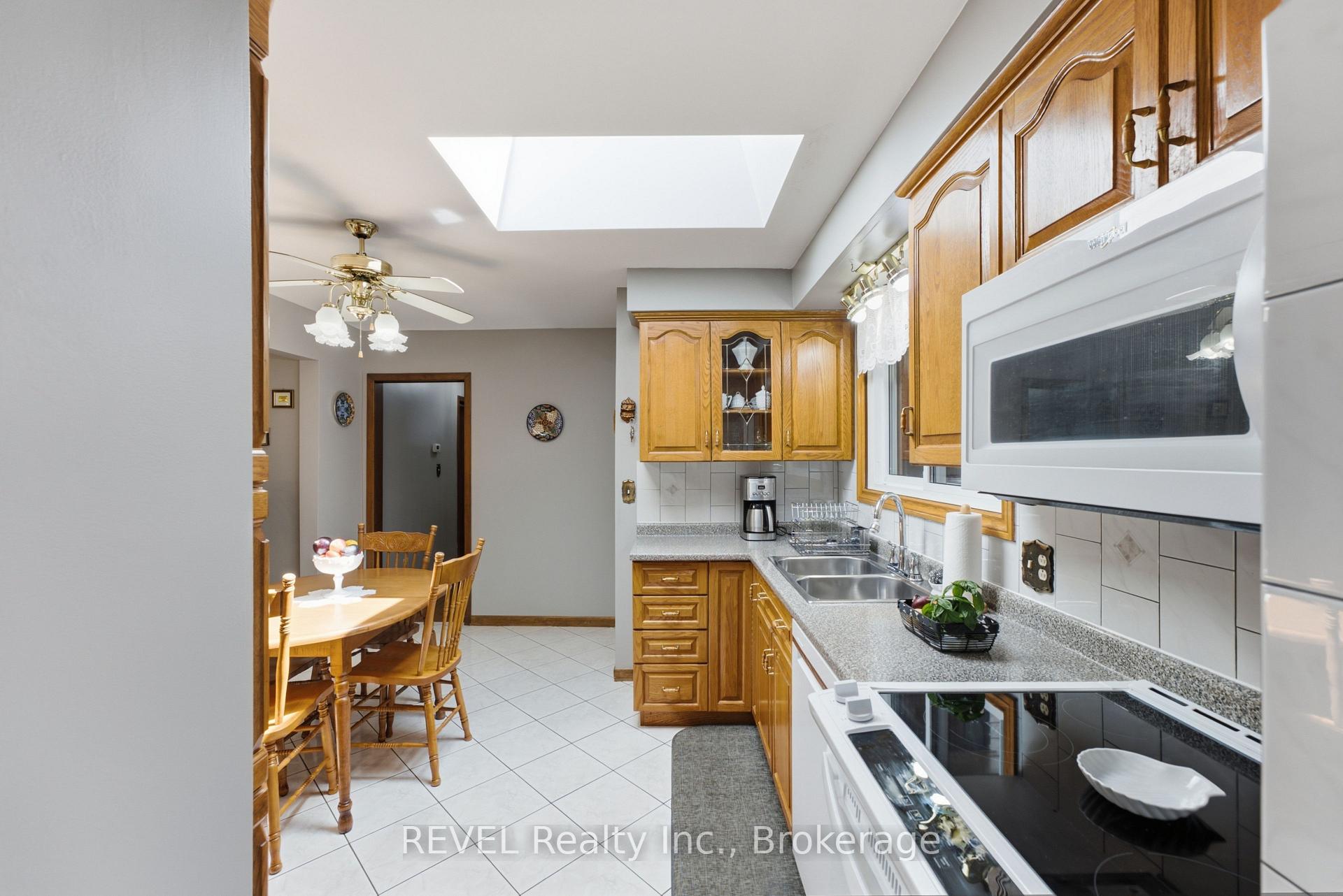 Photo 16 of 36 Ramsey Street, St. Catharines, Lakeport — HOMEH