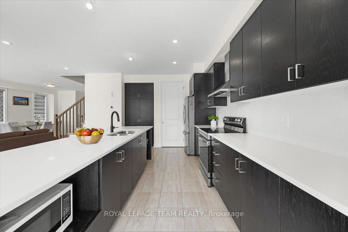 Photo 11 of 290 Turnbuckle Crescent, Ottawa, Barrhaven - Half Moon Bay — HOMEH