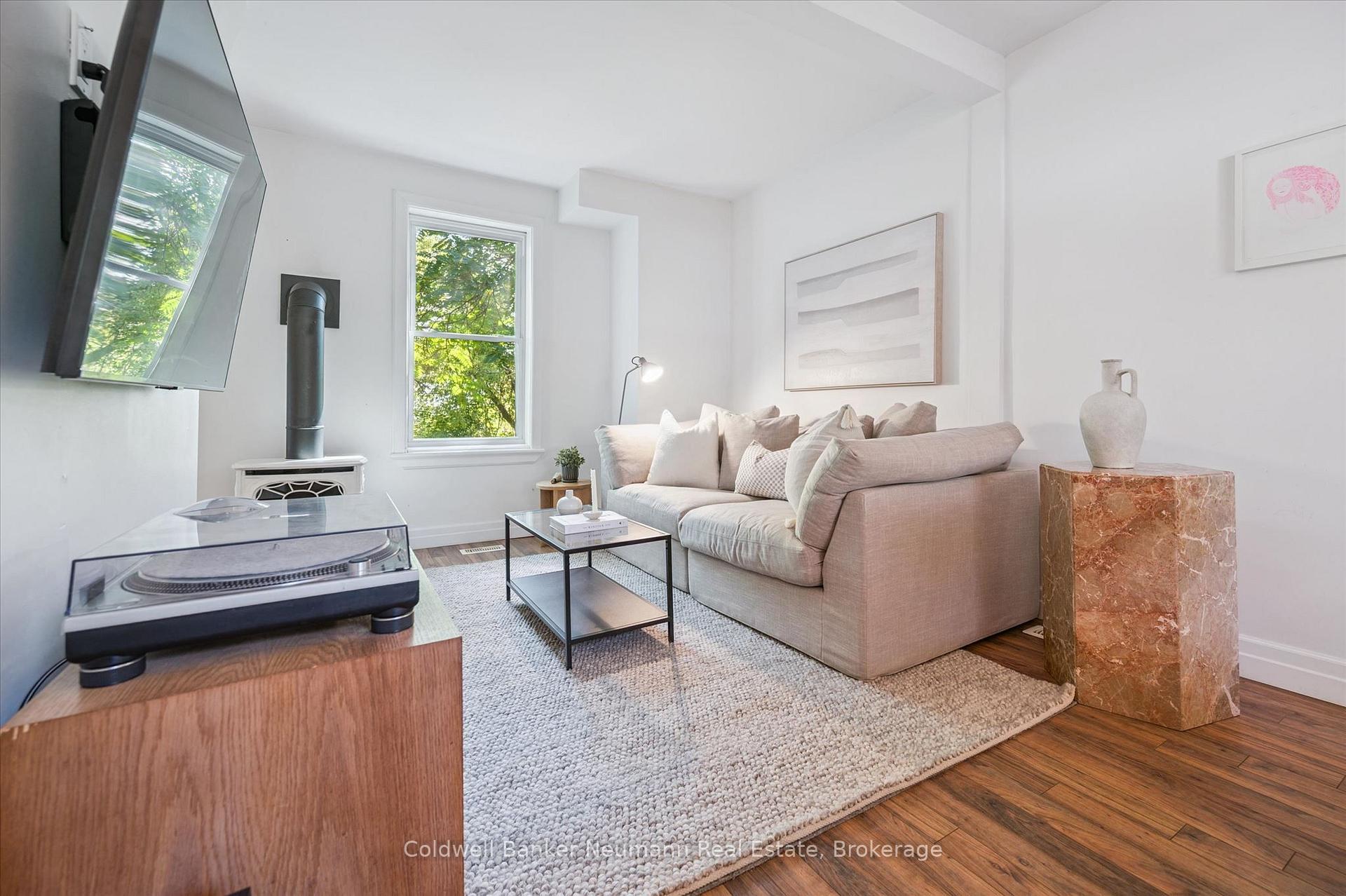 Photo 7 of 67 Grove Street, Guelph, St. George's — HOMEH