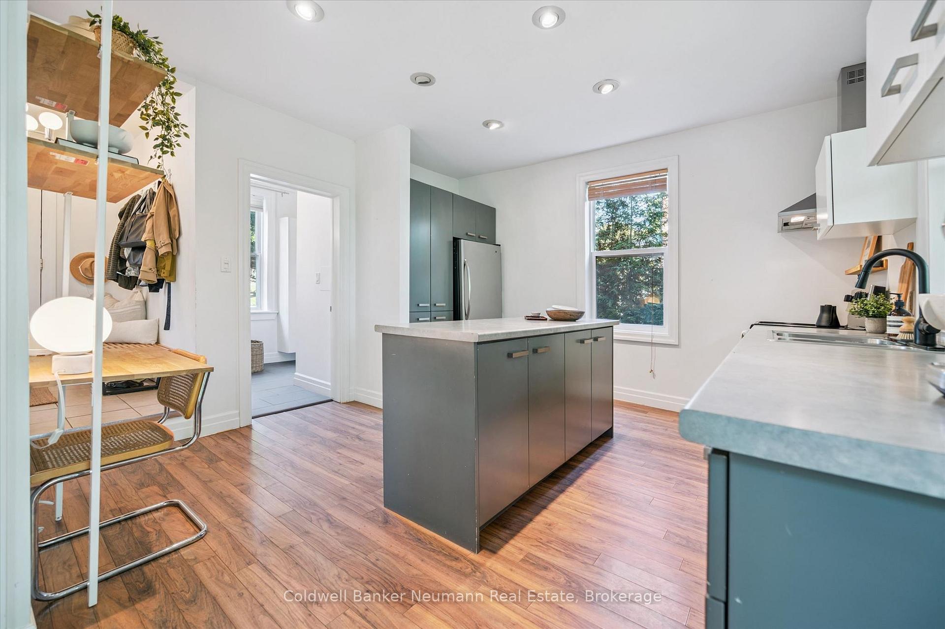 Photo 12 of 67 Grove Street, Guelph, St. George's — HOMEH