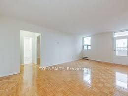 Photo 3 of Unit 305, 10 Huntley Street, Toronto, North St. James Town — HOMEH