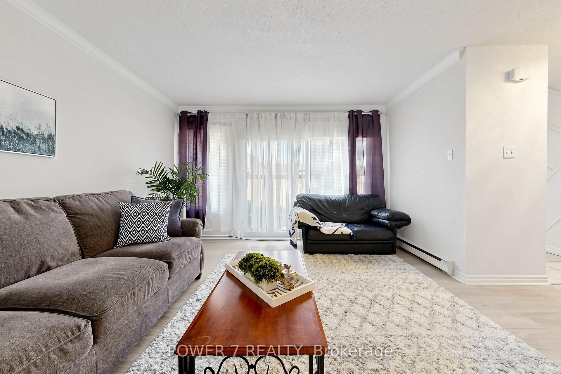Photo 8 of Unit 146, 311 Milestone Crescent, Aurora, Aurora Village — HOMEH