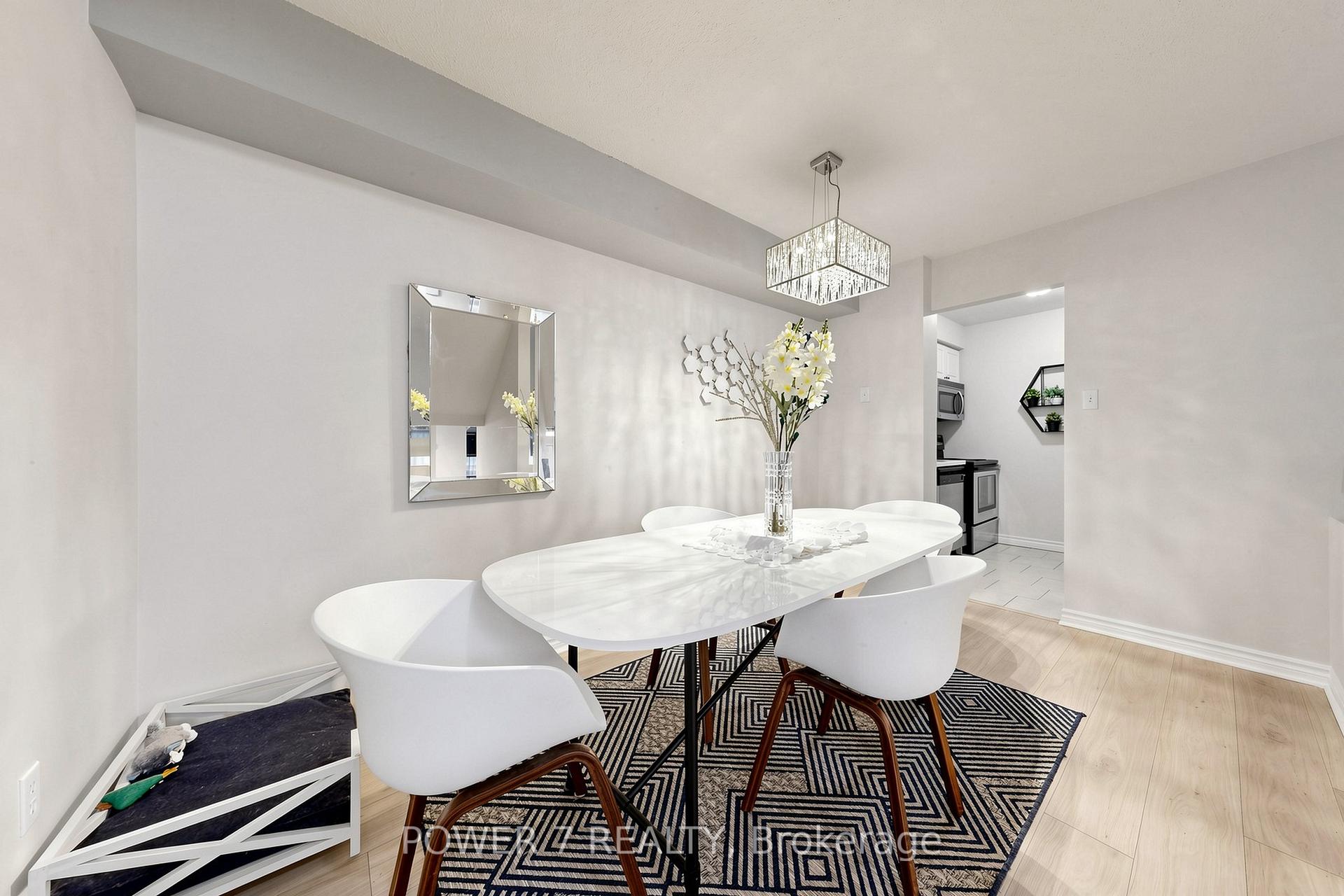 Photo 13 of Unit 146, 311 Milestone Crescent, Aurora, Aurora Village — HOMEH