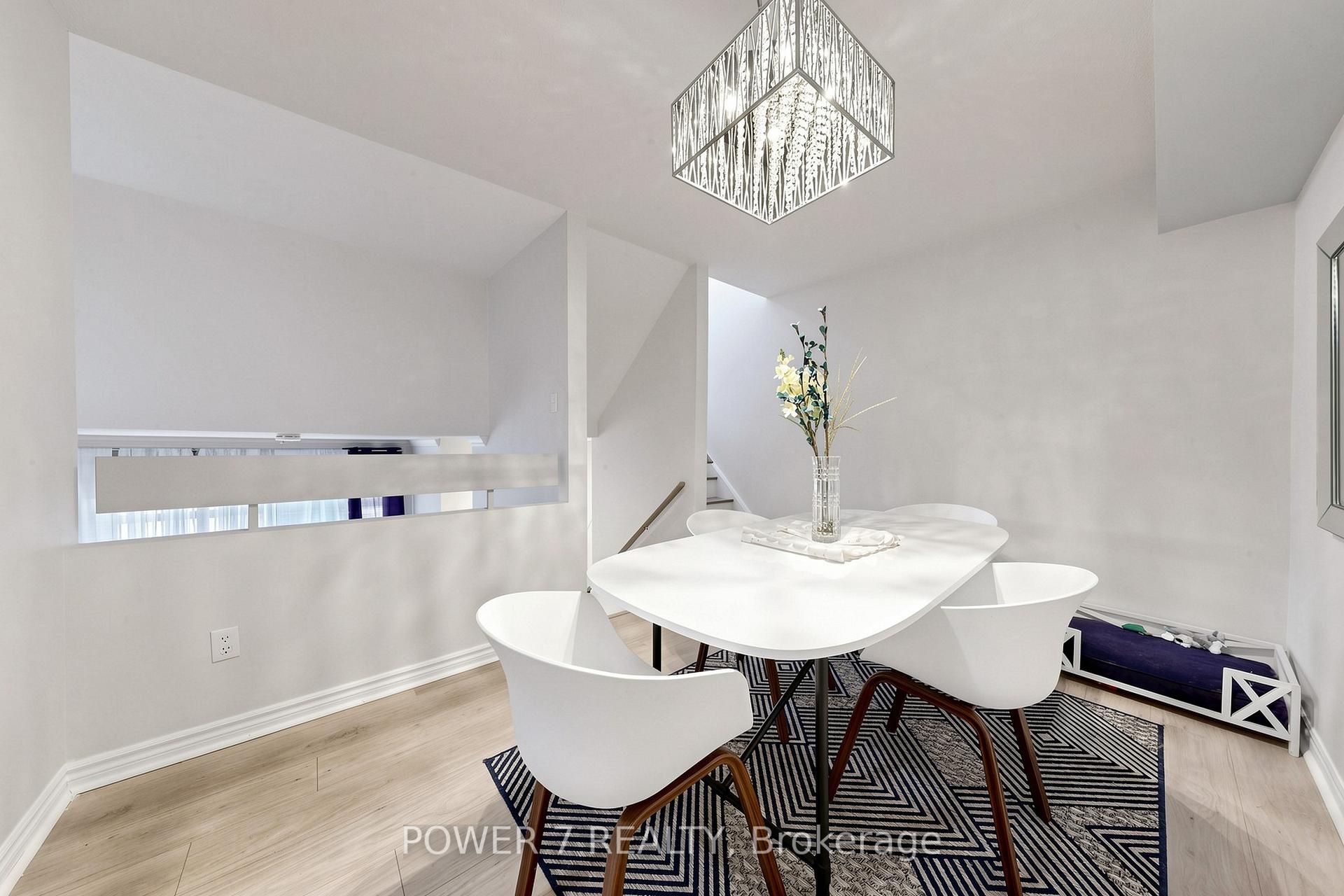 Photo 14 of Unit 146, 311 Milestone Crescent, Aurora, Aurora Village — HOMEH