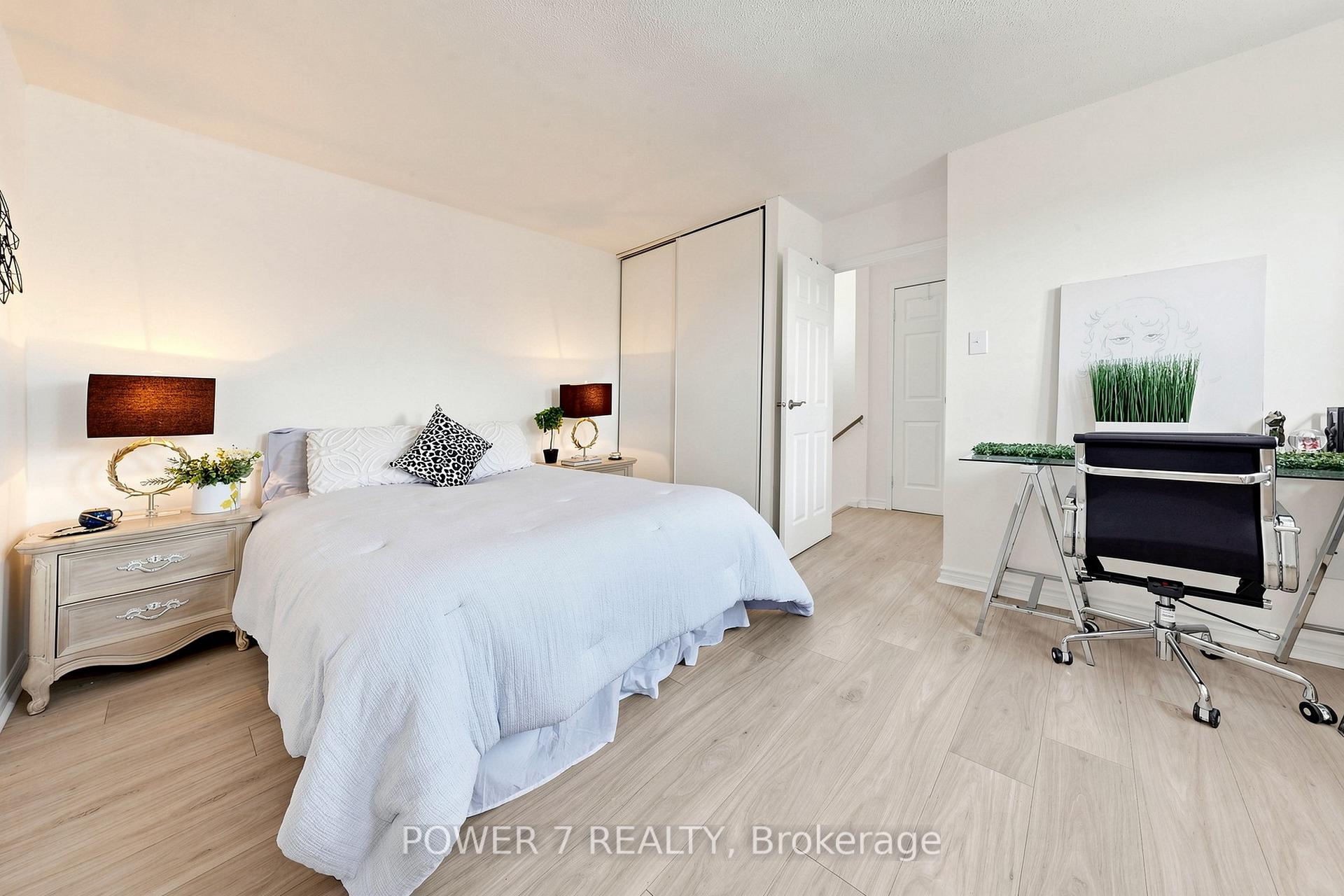 Photo 18 of Unit 146, 311 Milestone Crescent, Aurora, Aurora Village — HOMEH