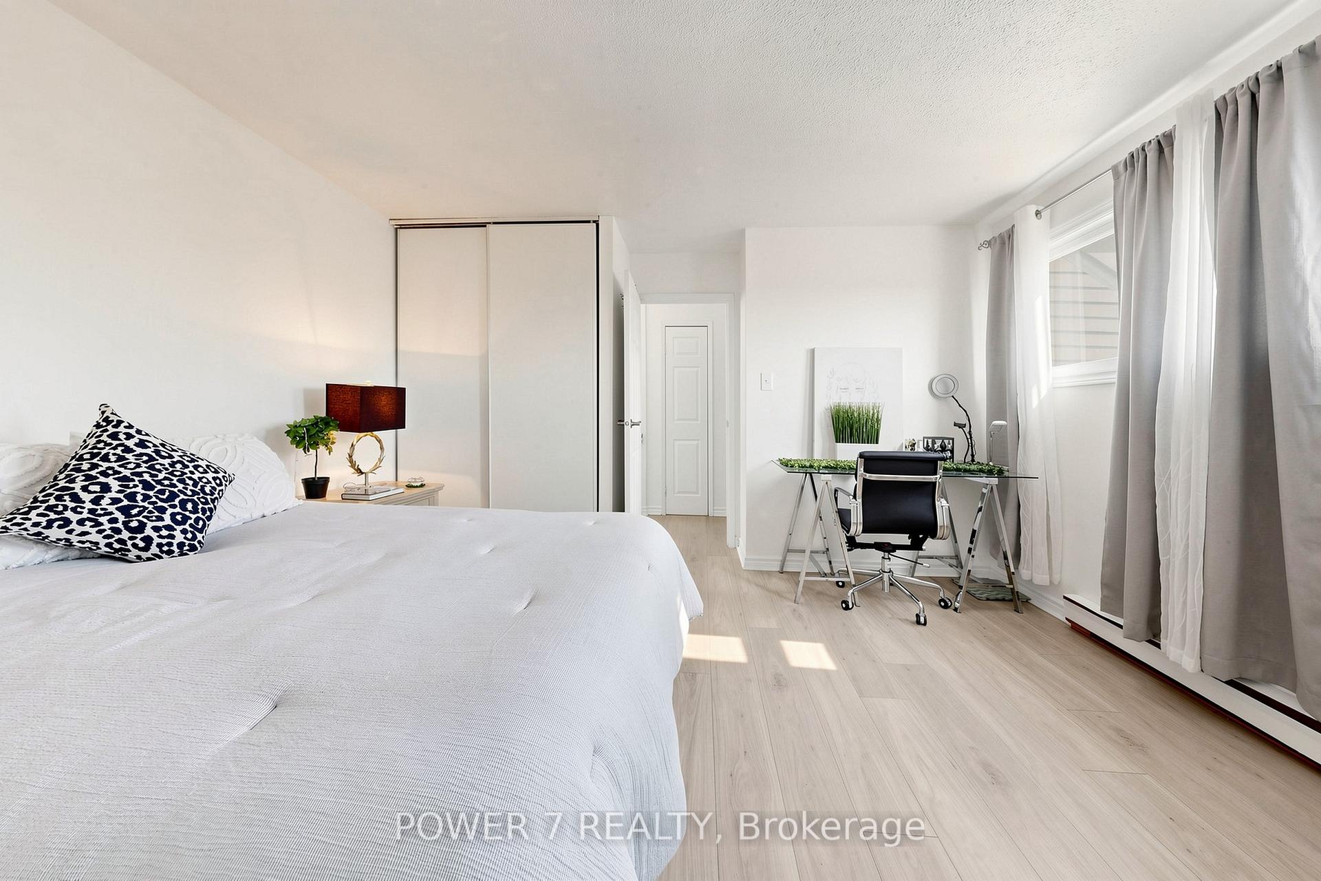 Photo 19 of Unit 146, 311 Milestone Crescent, Aurora, Aurora Village — HOMEH