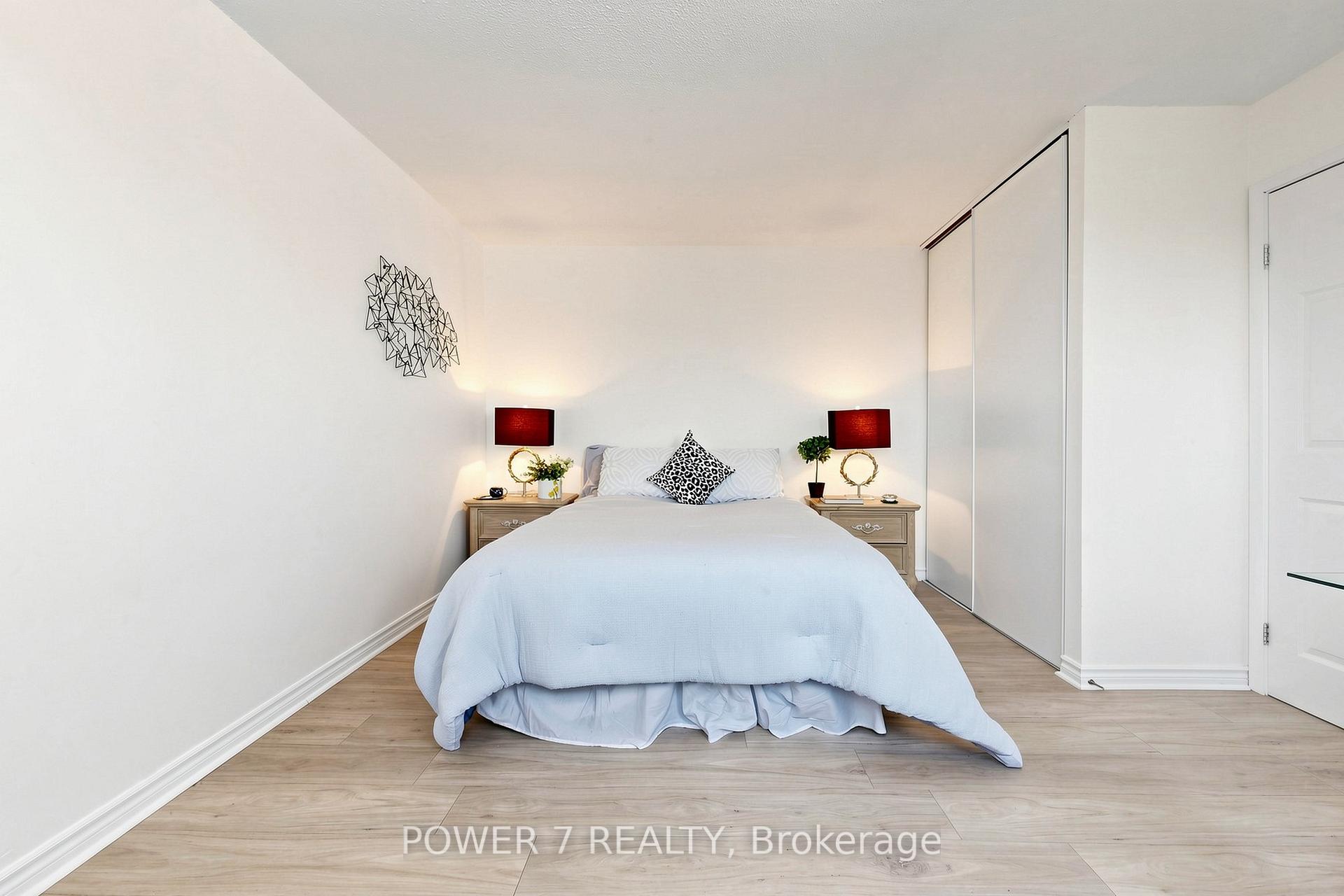Photo 23 of Unit 146, 311 Milestone Crescent, Aurora, Aurora Village — HOMEH