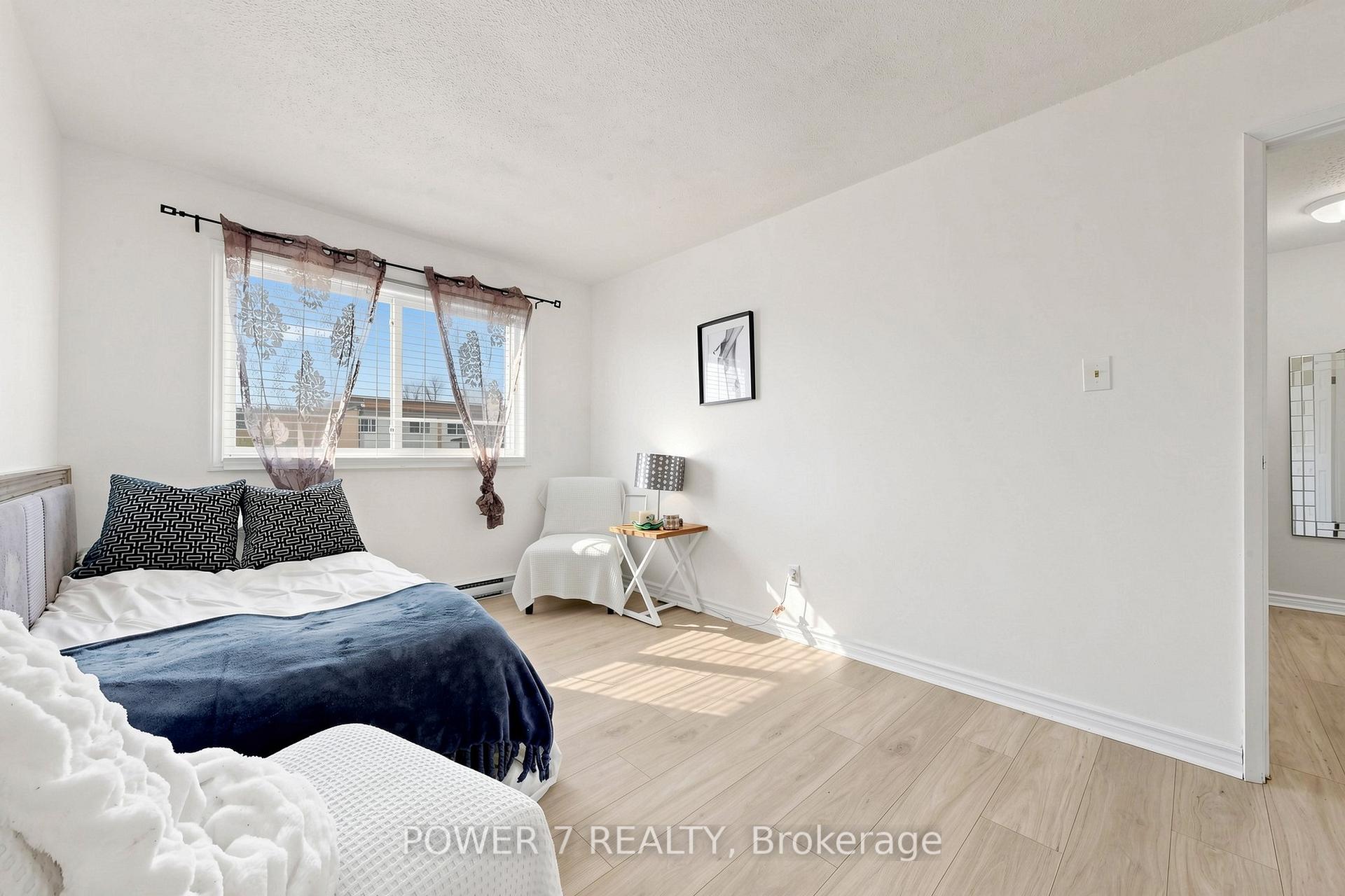 Photo 26 of Unit 146, 311 Milestone Crescent, Aurora, Aurora Village — HOMEH