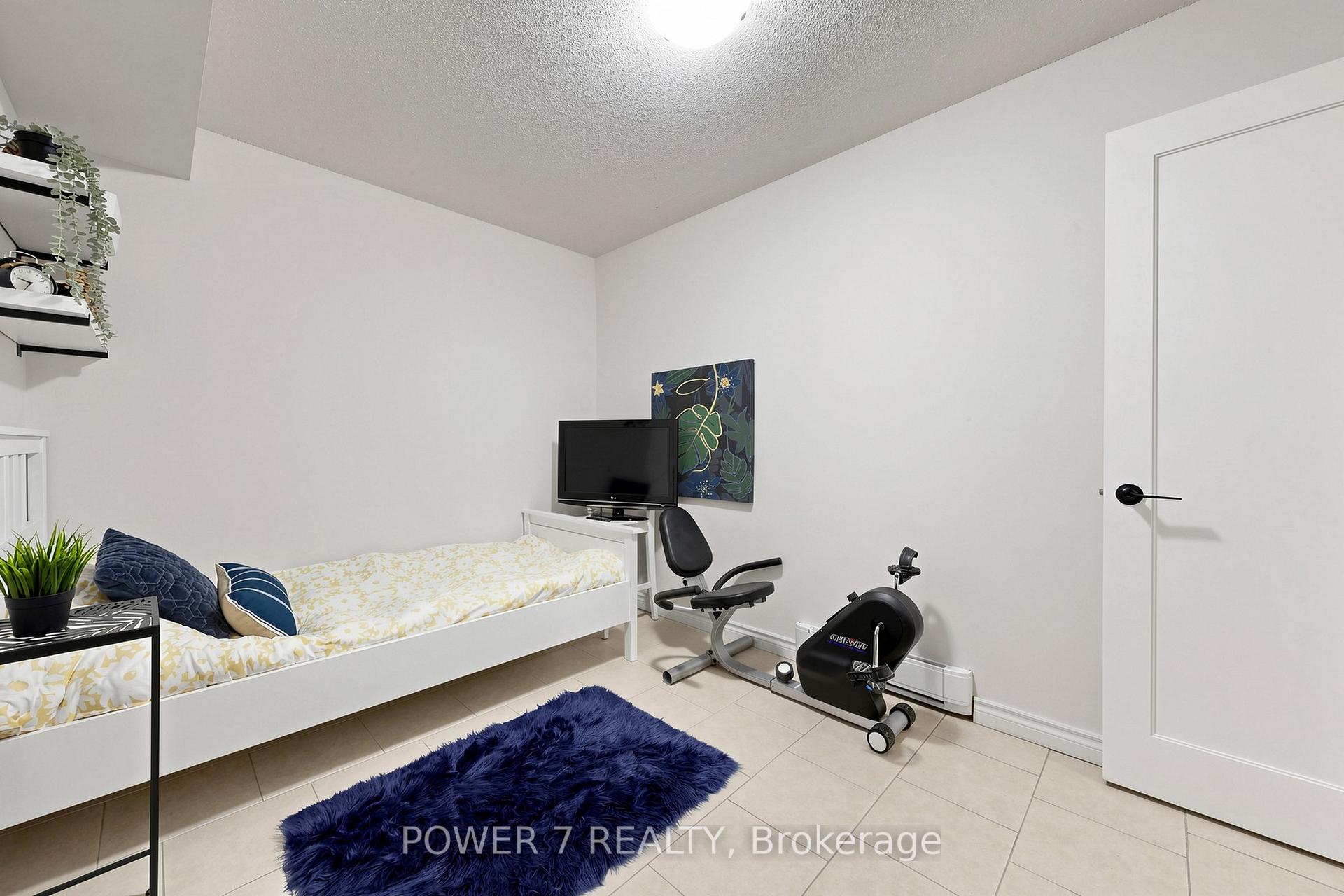 Photo 30 of Unit 146, 311 Milestone Crescent, Aurora, Aurora Village — HOMEH