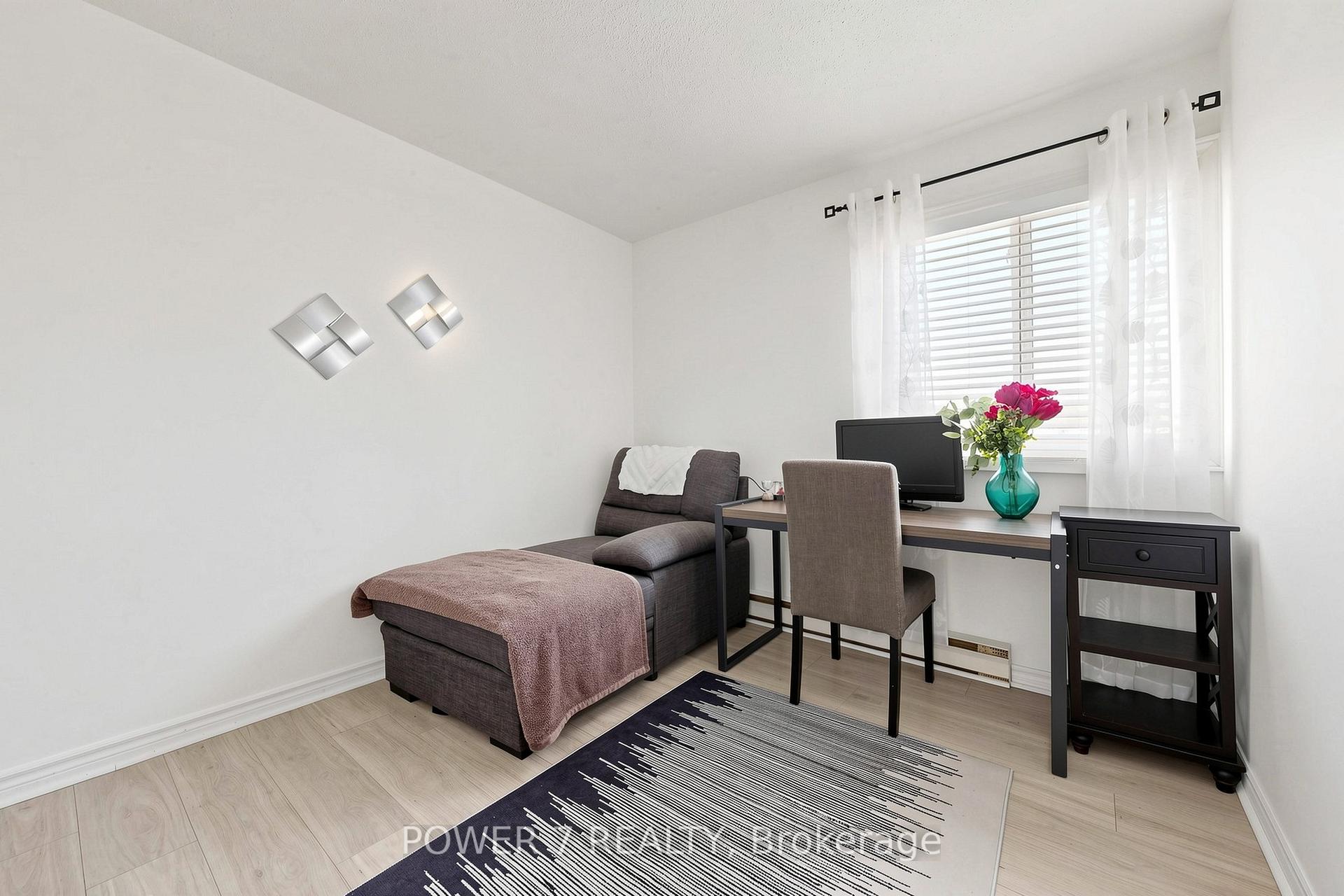 Photo 31 of Unit 146, 311 Milestone Crescent, Aurora, Aurora Village — HOMEH